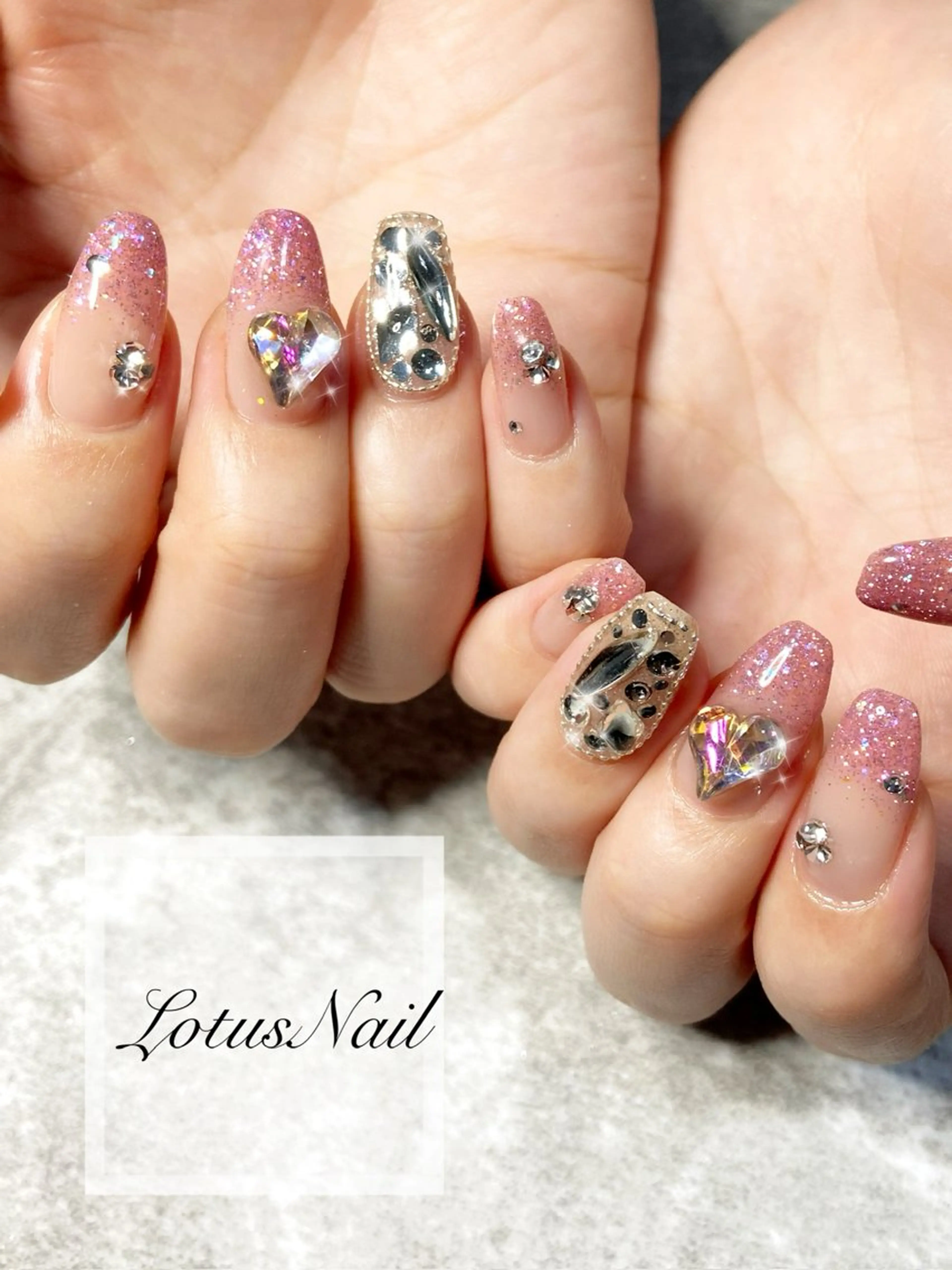 ネイル ハンドネイル Lotus Nailのネイルデザイン