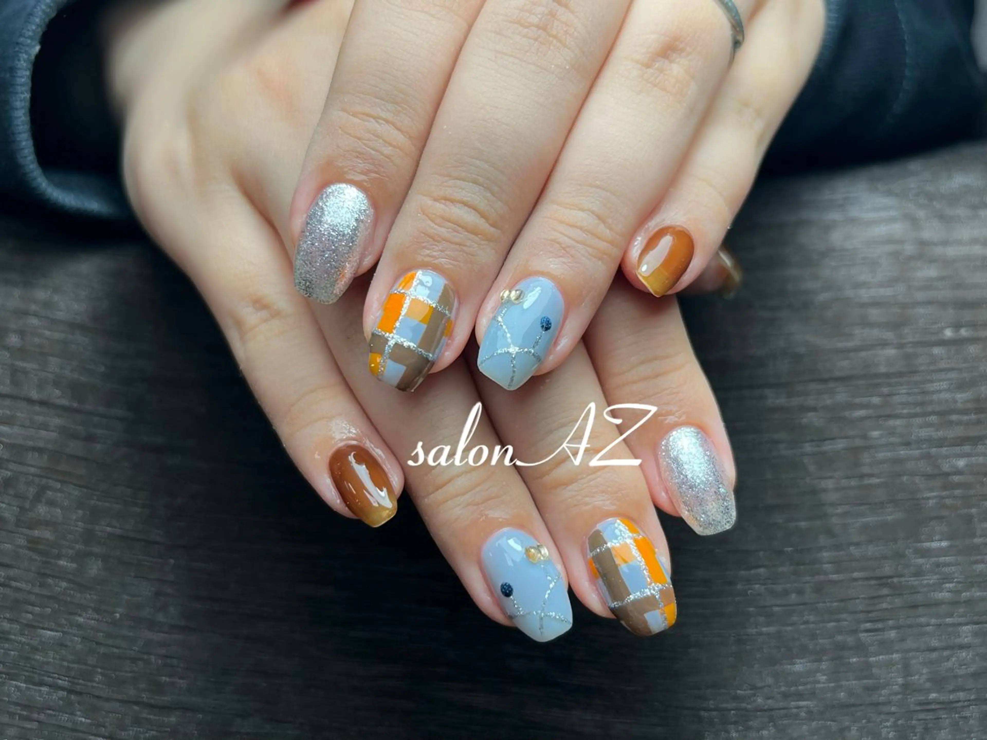 ネイル アートネイル 長さ出し フットネイル フレンチネイル ジェルネイル ハンドネイル salon AZのネイルデザイン