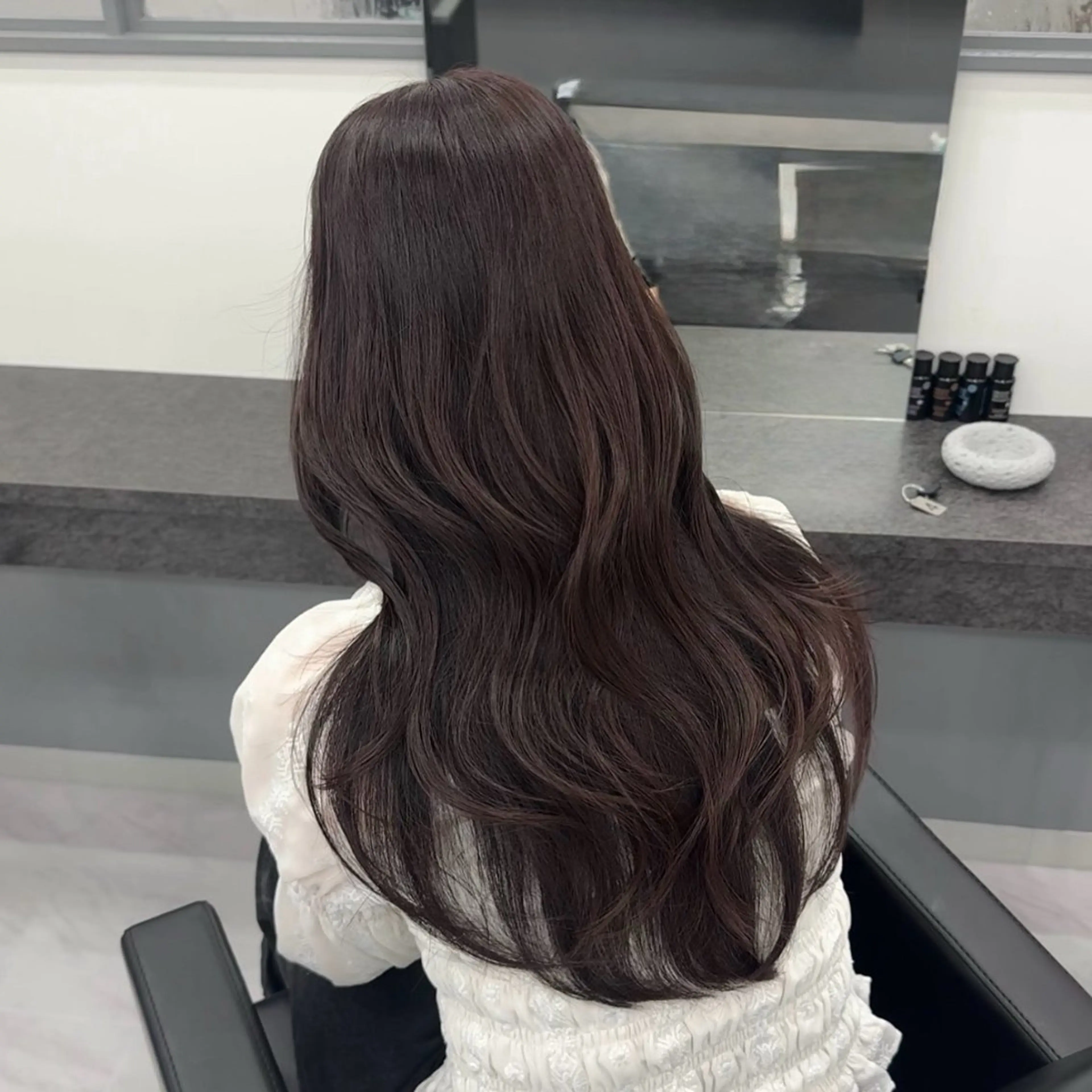 ロング カット トリートメント レイヤー・ブリーチ kiyotoshiのヘアスタイル