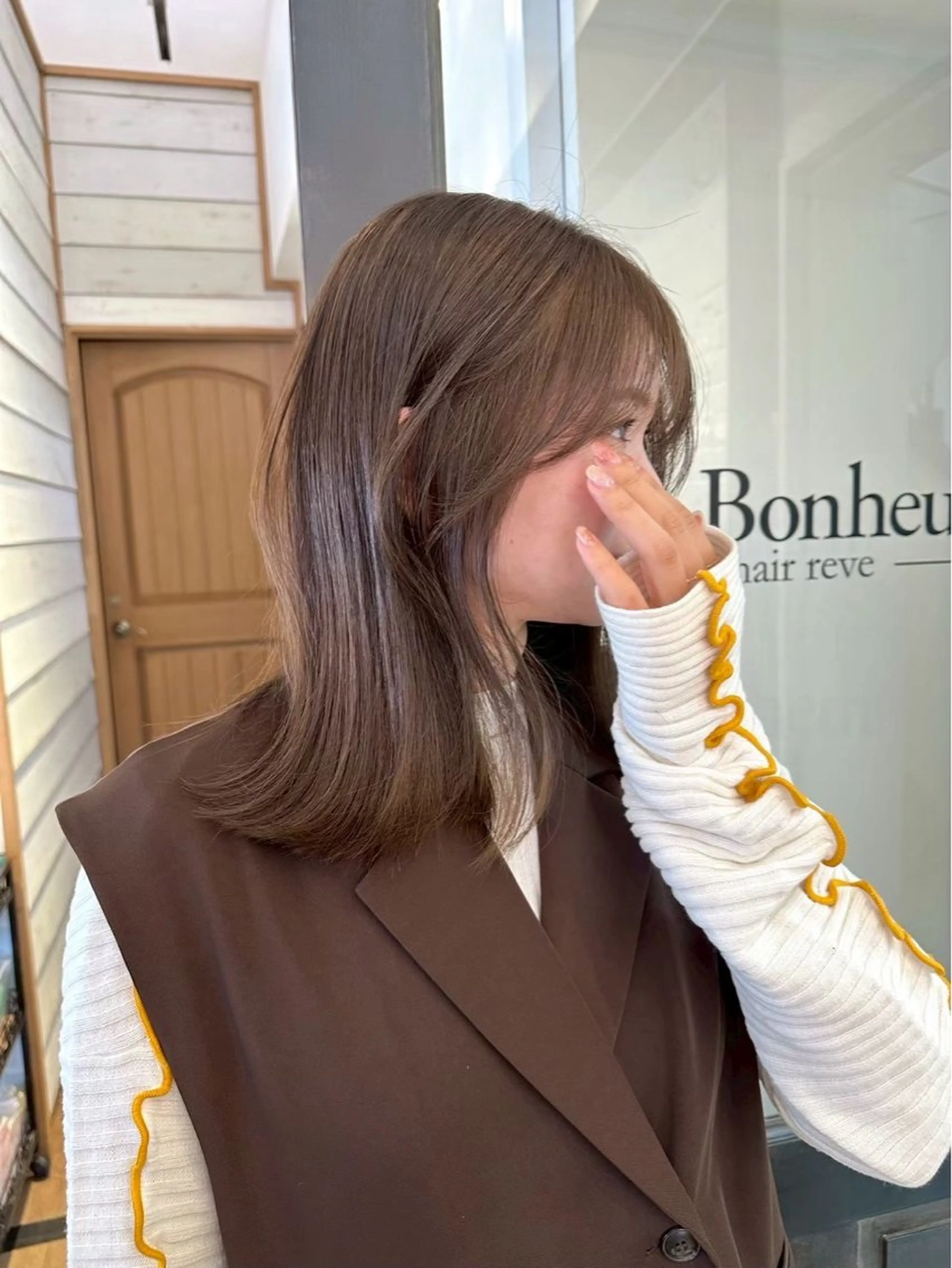 ミディアム カラー ミディアムレイヤー レイヤーカット 打越 虎瑠のヘアスタイル