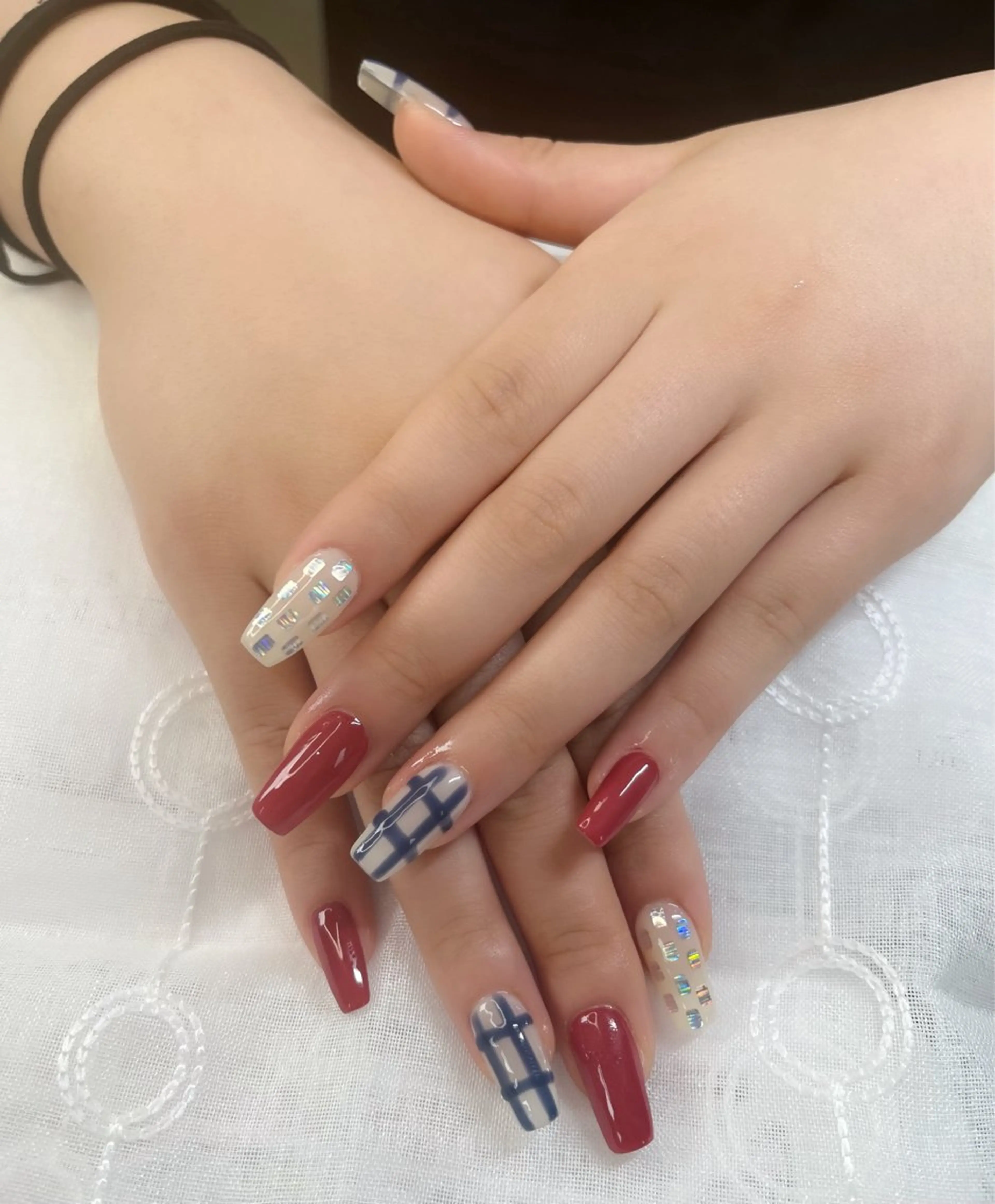 チップで長さ出し、シンプルネイル(デザイン4本まで)、ケア込み、オフなし、ロング長さ+1000円の写真