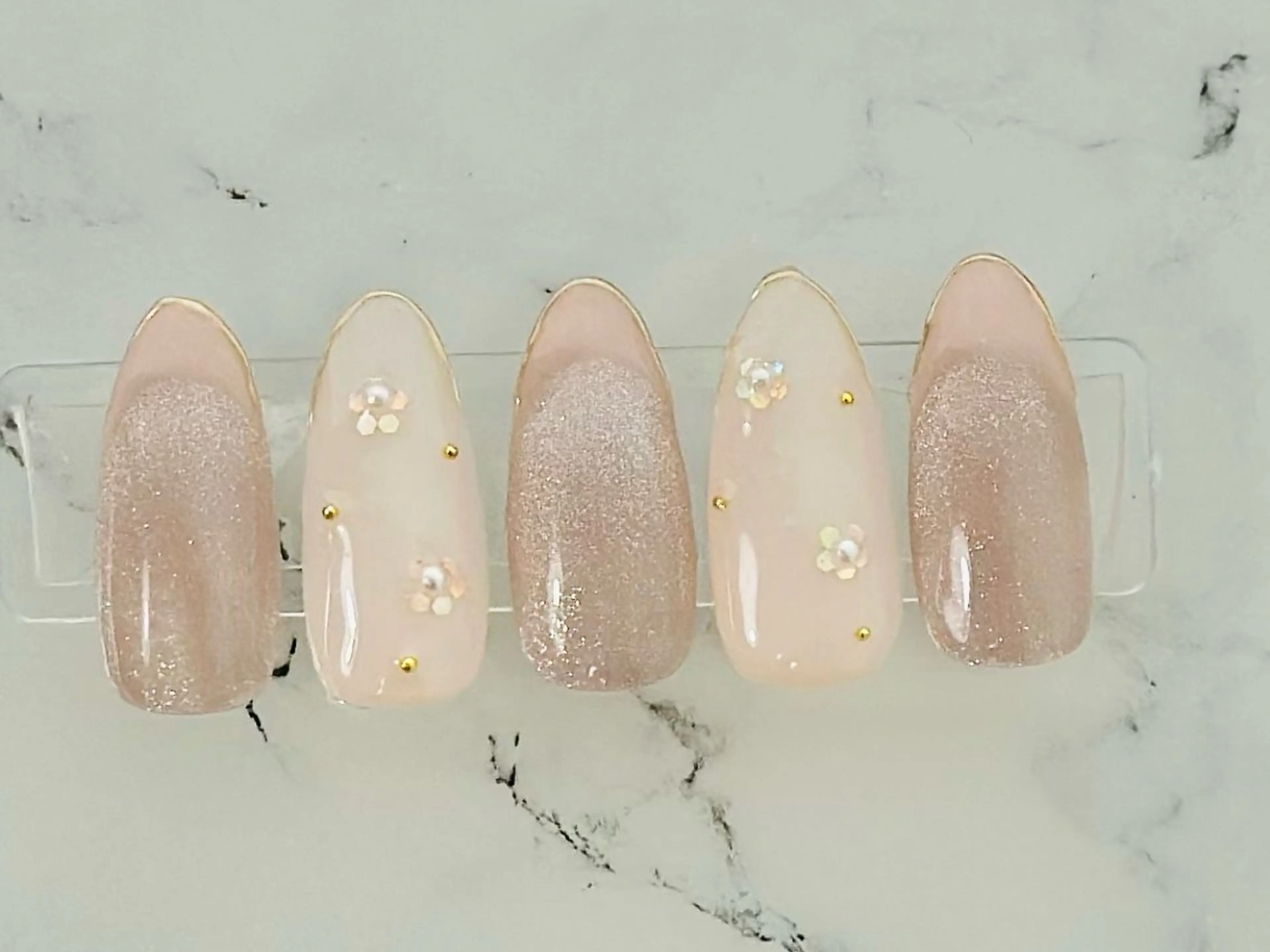 ネイル nailsalon oluoluのネイルデザイン