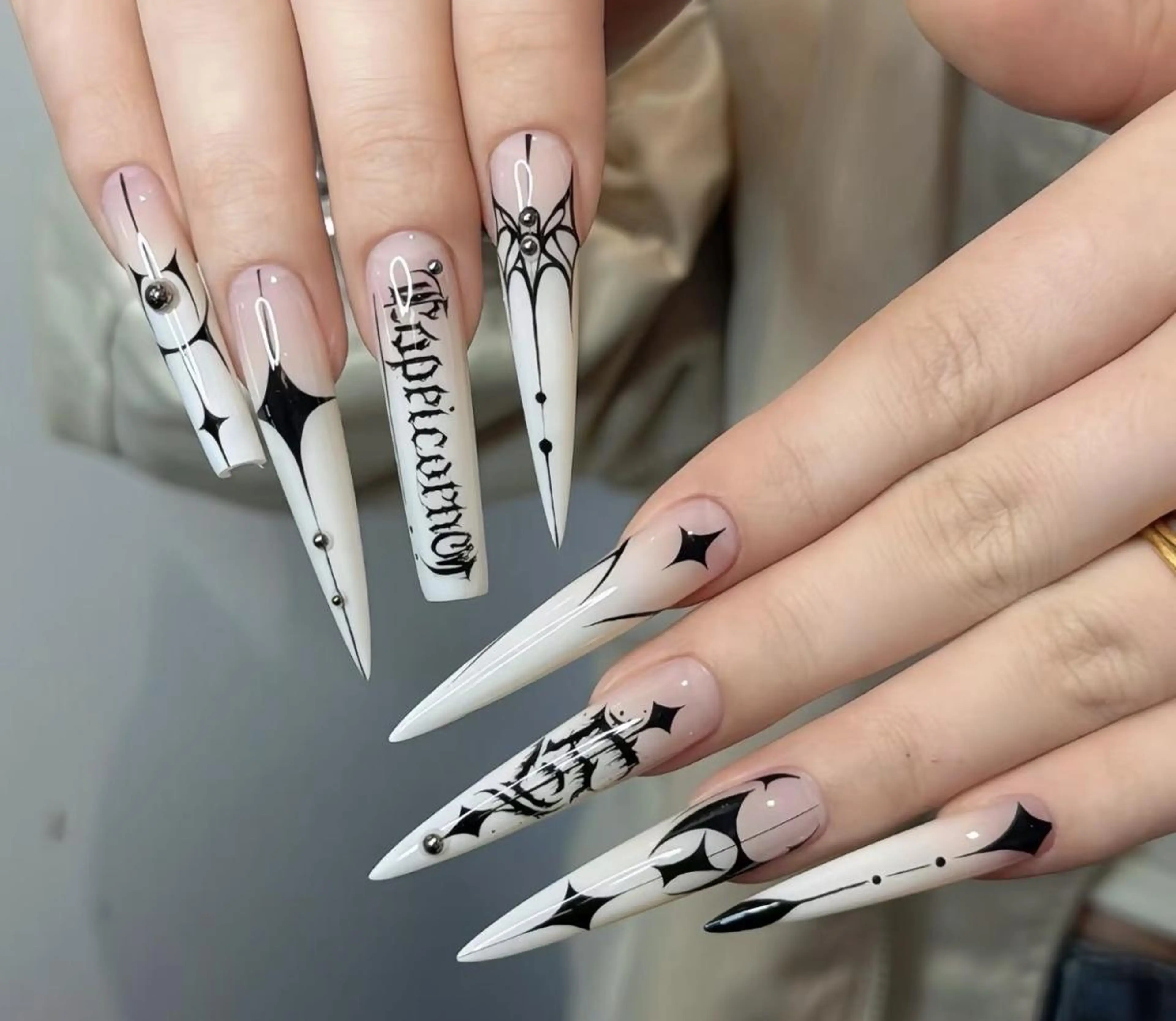 ネイル ハンドネイル 🎀 NaNa_nailのネイルデザイン