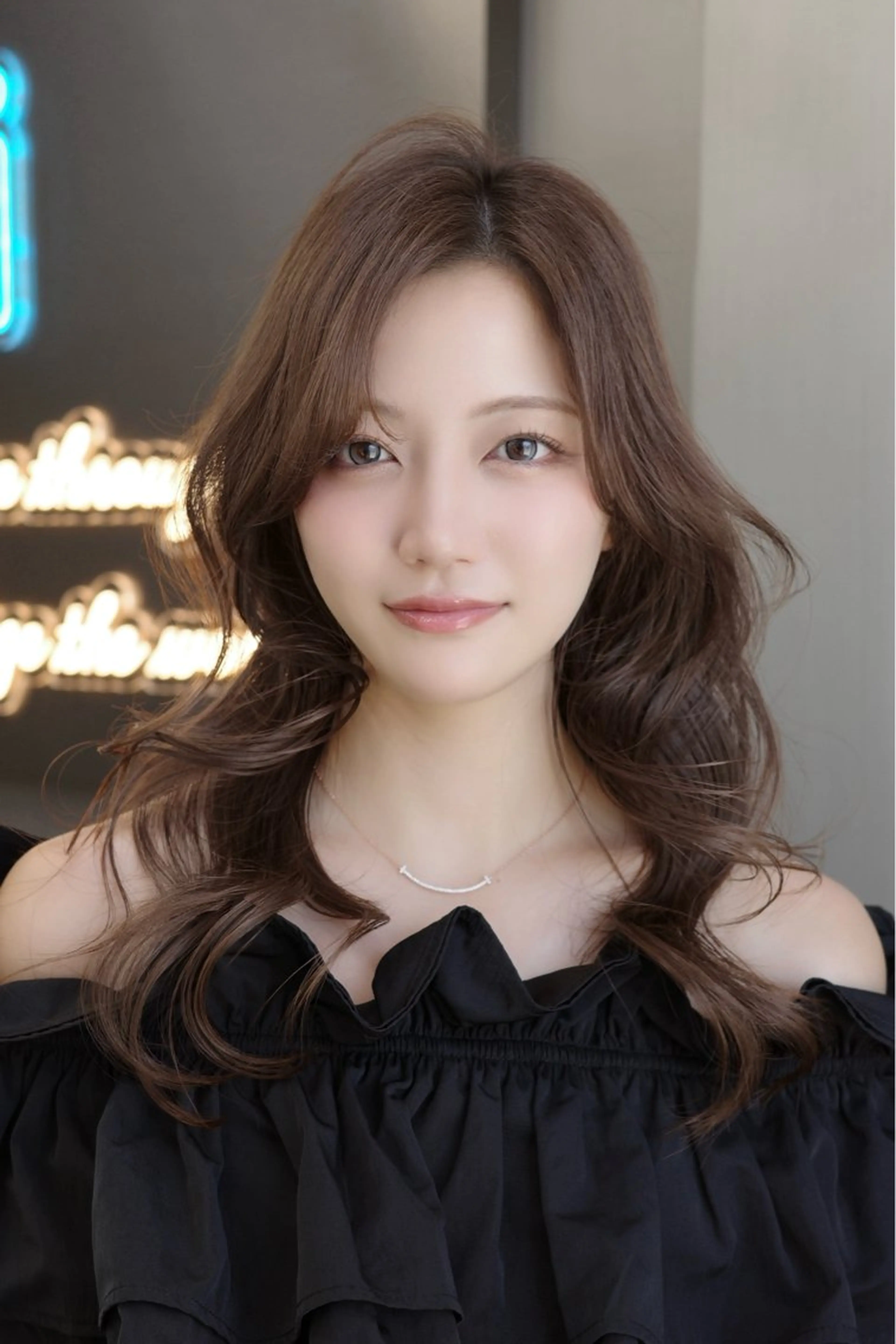セミロング レイヤーカット カット ヘアカラー SHOUHEI .のヘアスタイル