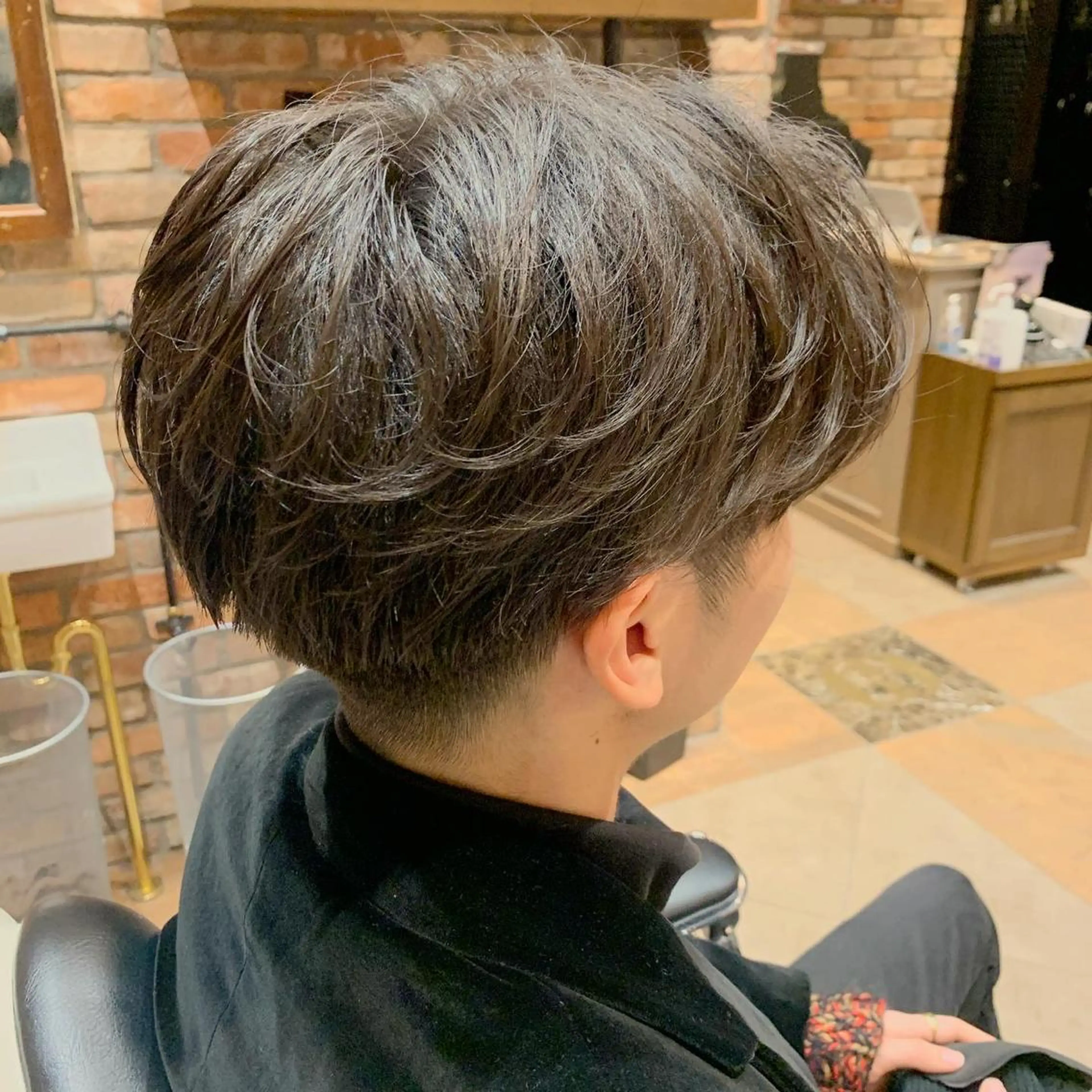 ミディアム 杉本 和大のヘアスタイル