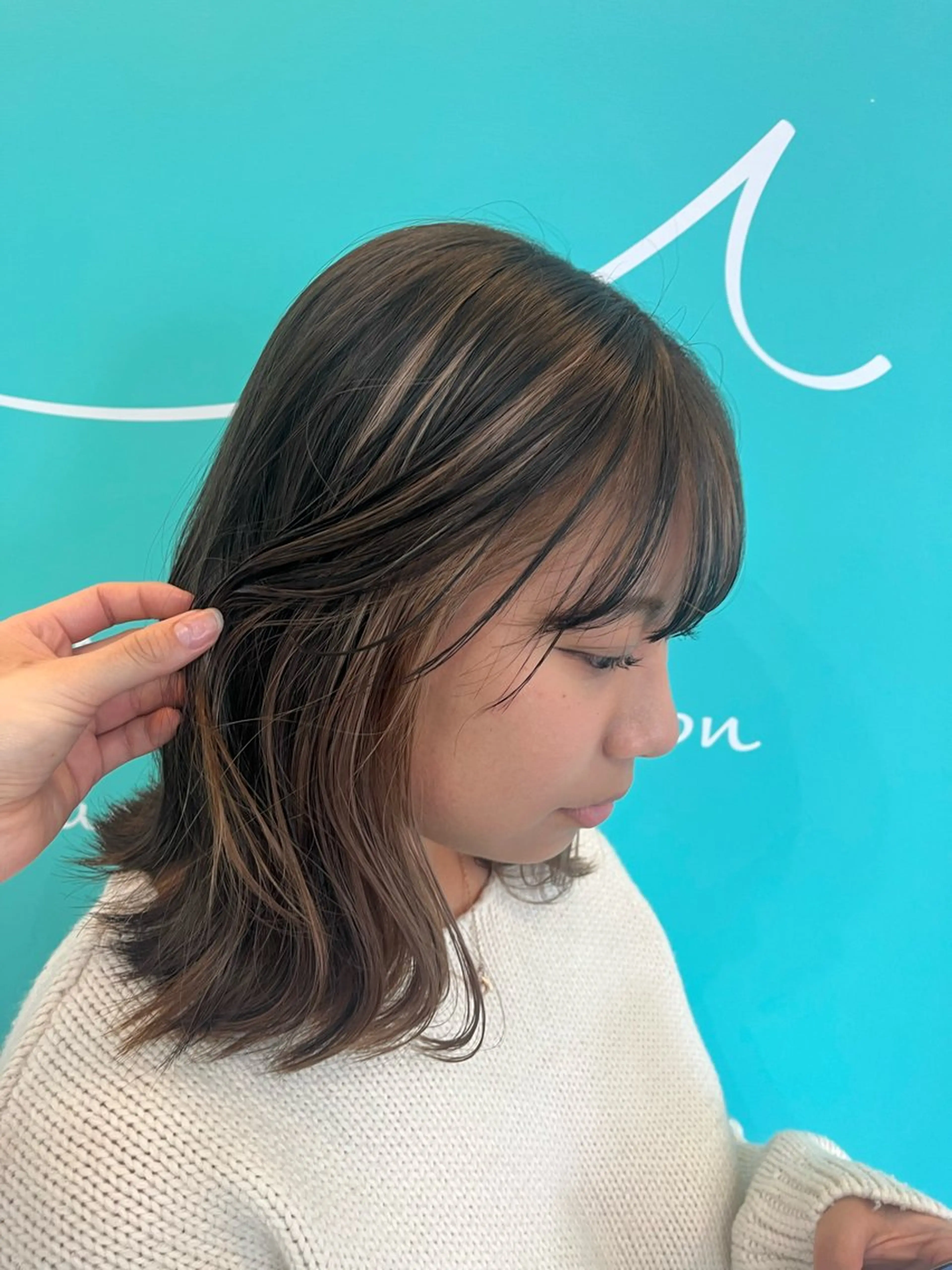 ミディアム Misaki/ レイヤー/ウルフのヘアスタイル