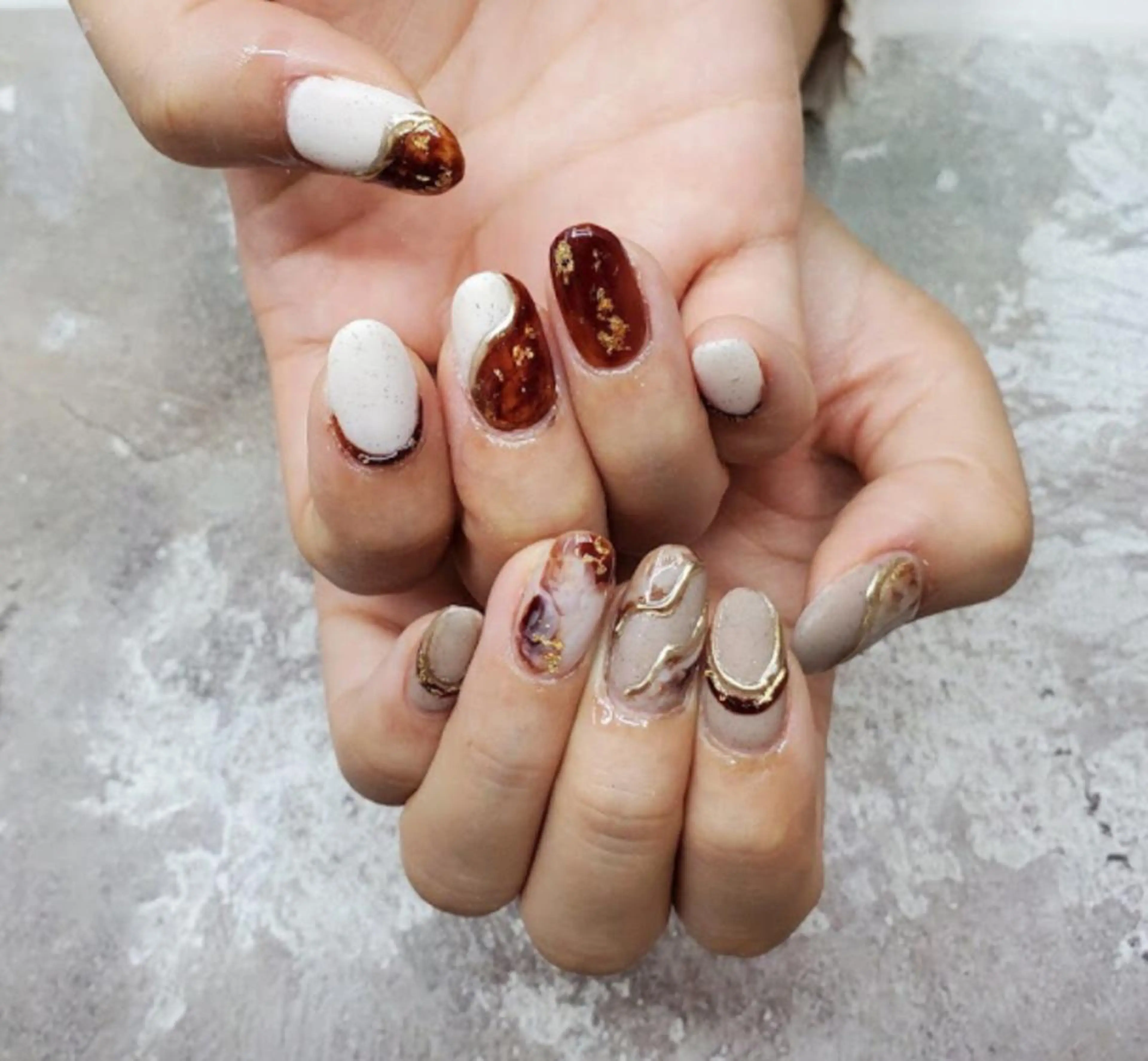 ネイル アートネイル ジェルネイル ミラーネイル ニュアンスネイル スカルプネイル nailstudio eviz新宿店のネイルデザイン