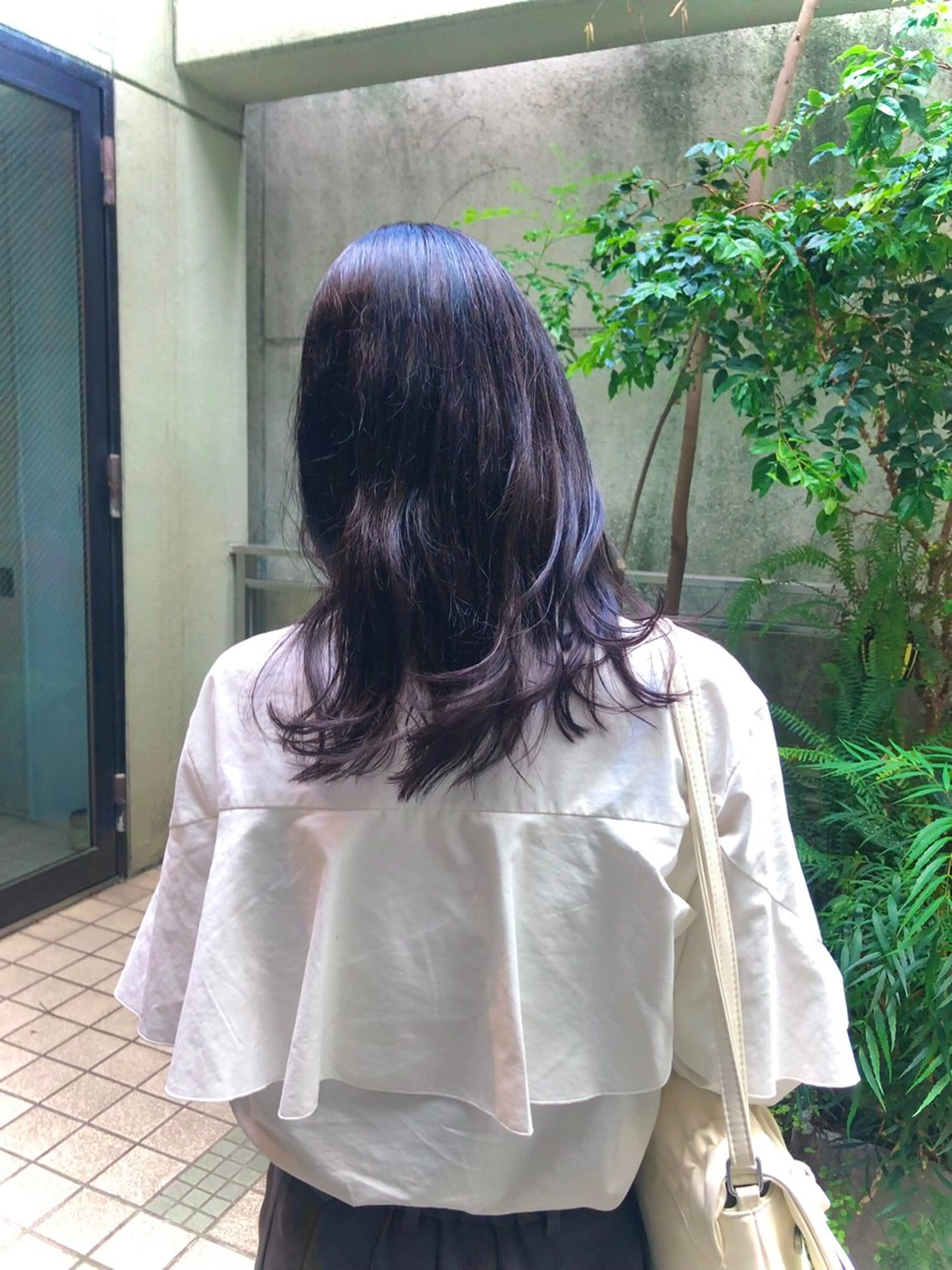 カラー 竹内 絢香のヘアスタイル