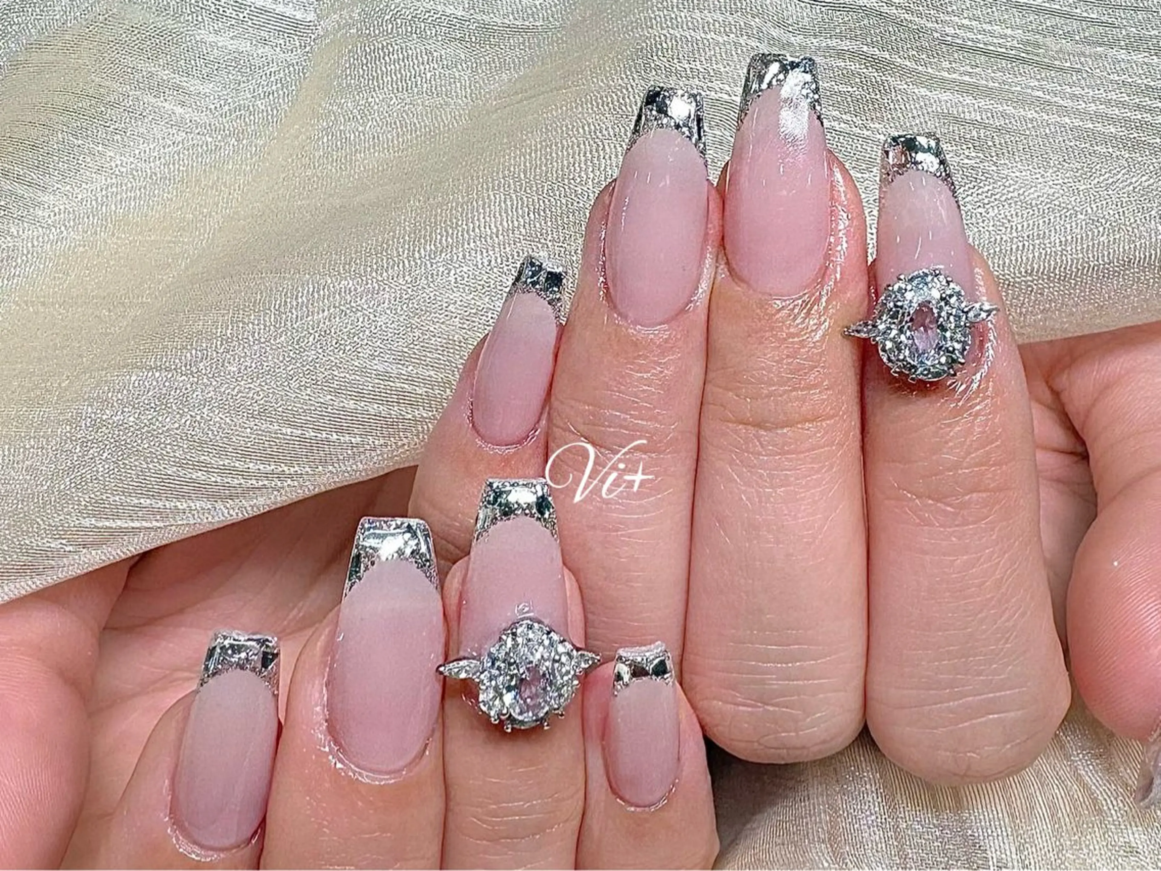 ネイル ハンドネイル ✨Nailsalon Vi+✨のネイルデザイン