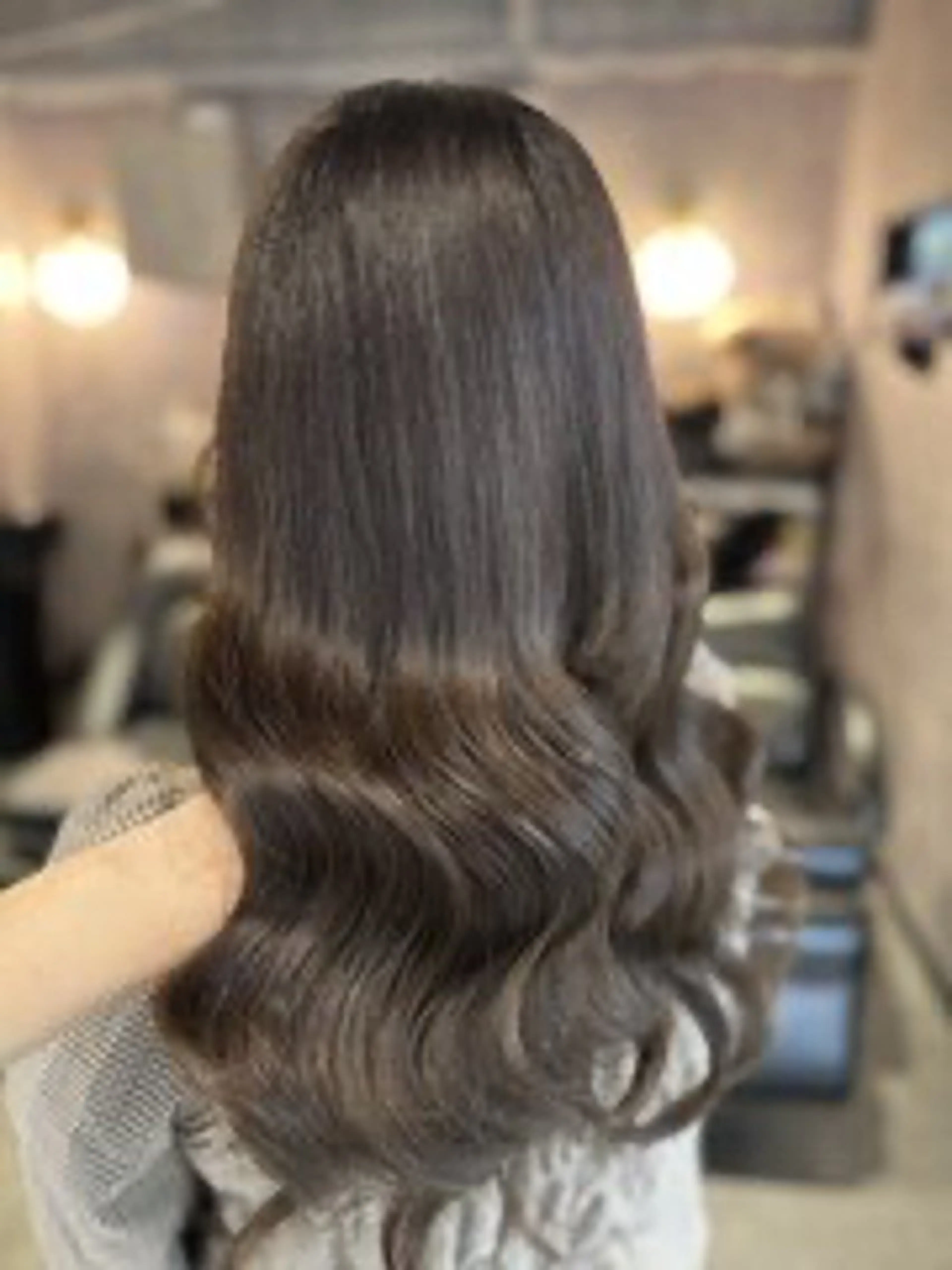 ロング カラー elu あやね 🤍🫧カラーモデルのヘアスタイル