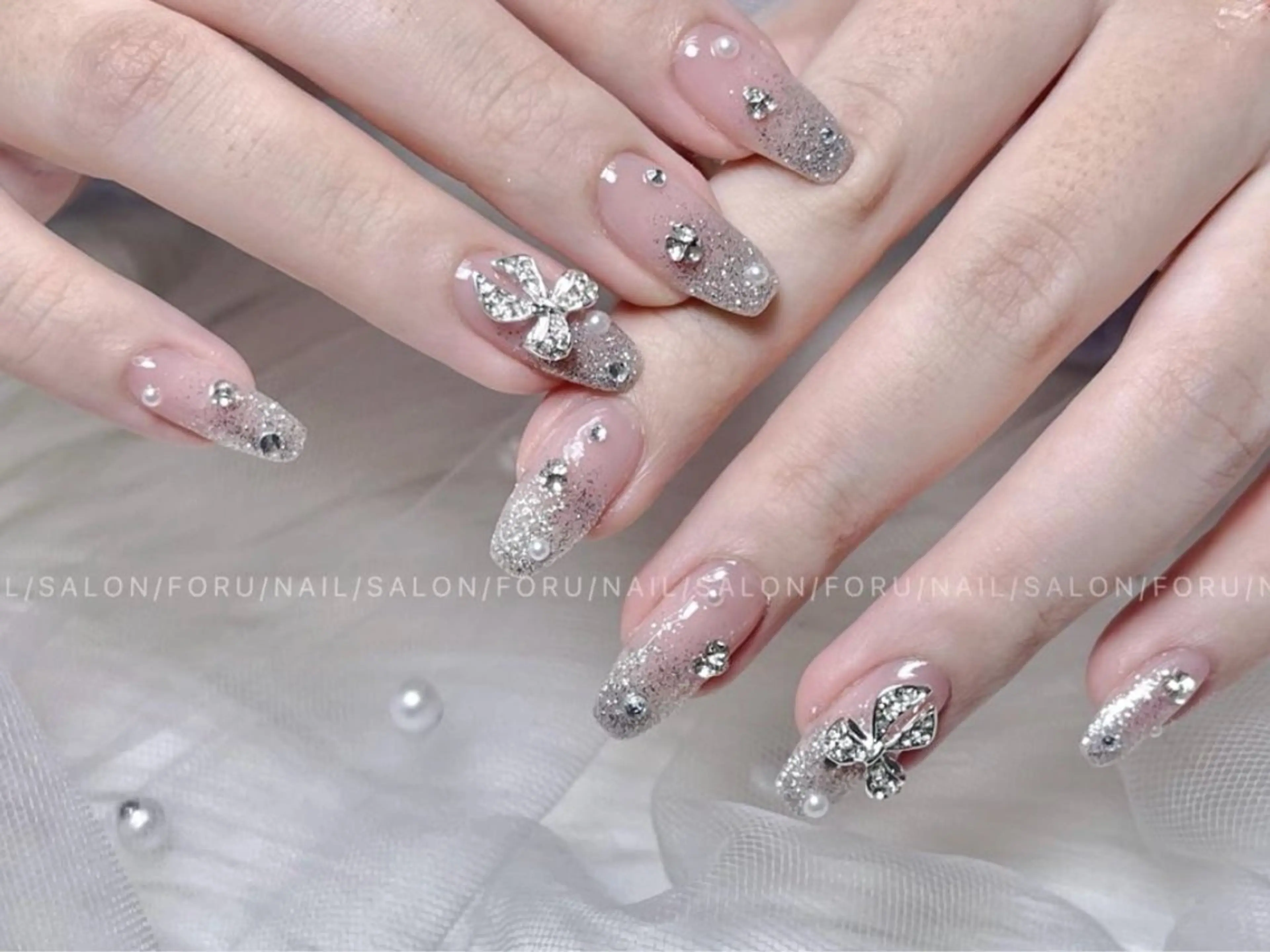 メンズ ネイル アートネイル フレンチネイル ジェルネイル キラキラネイル パラジェル ハンドネイル Bloom スカルプ専門店のネイルデザイン