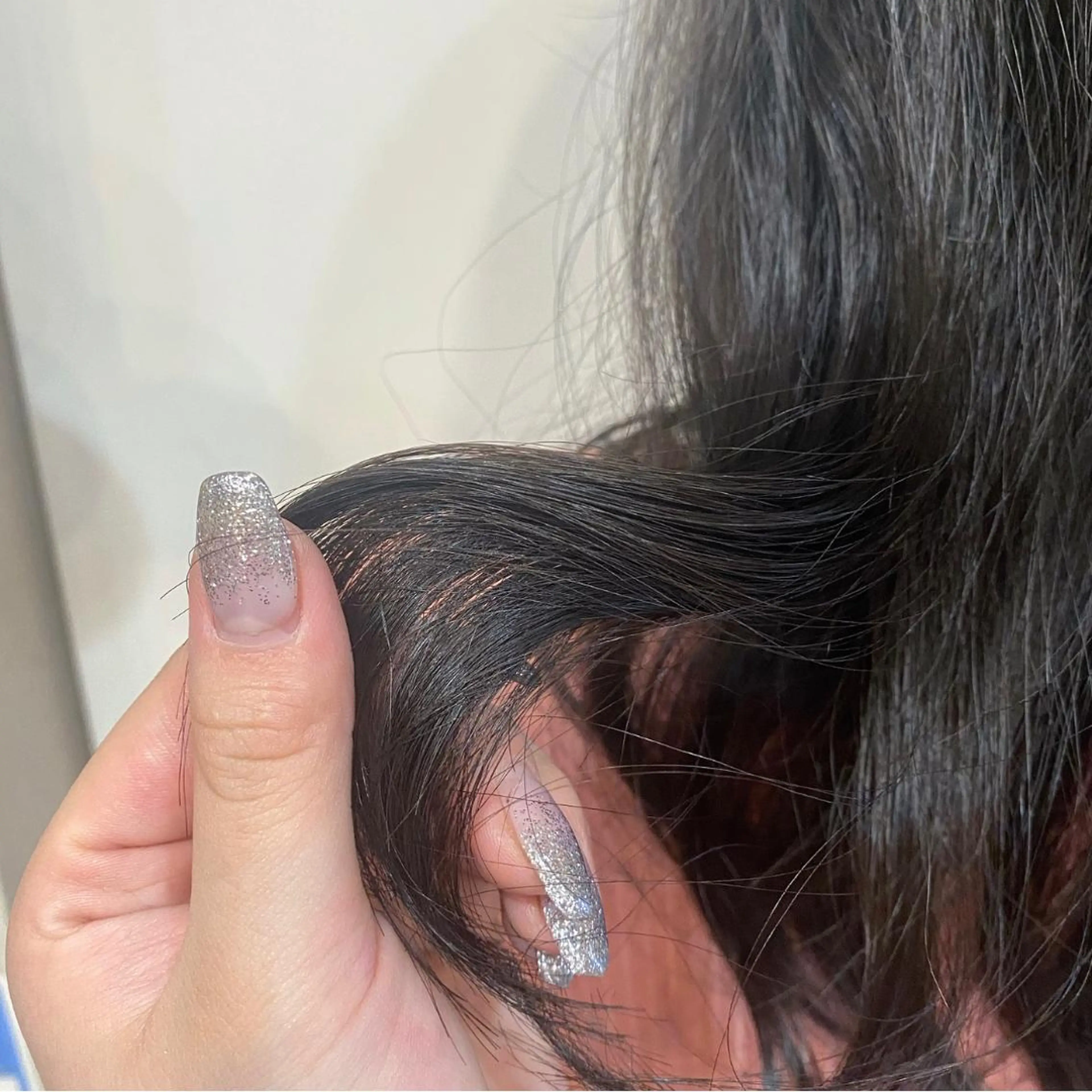 カラー グレージュ 藤原 侑香のヘアスタイル