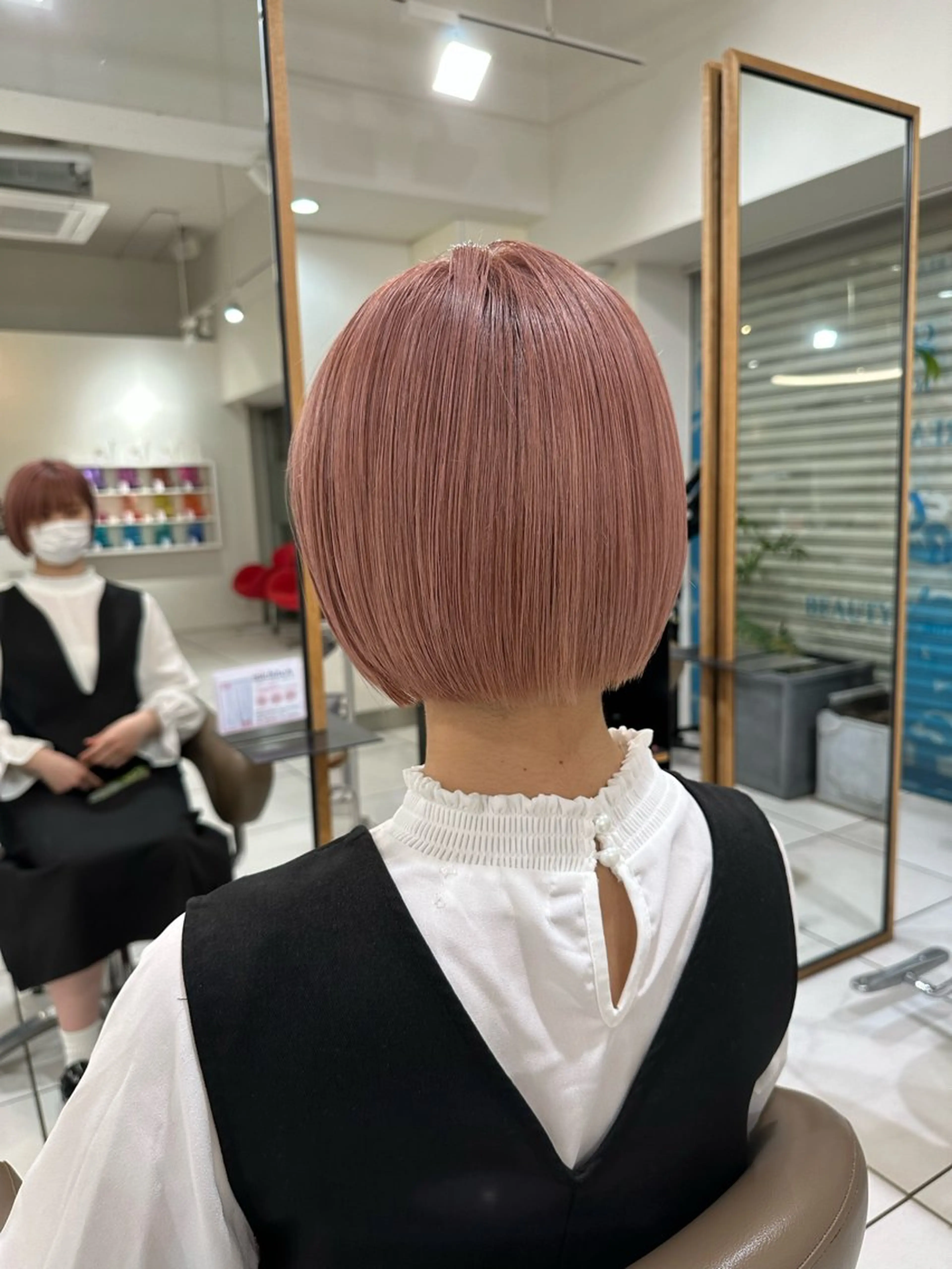 Wカラー(レディースミディアムまでの長さ限定) 🔥ブリーチさせて頂ける方!の写真
