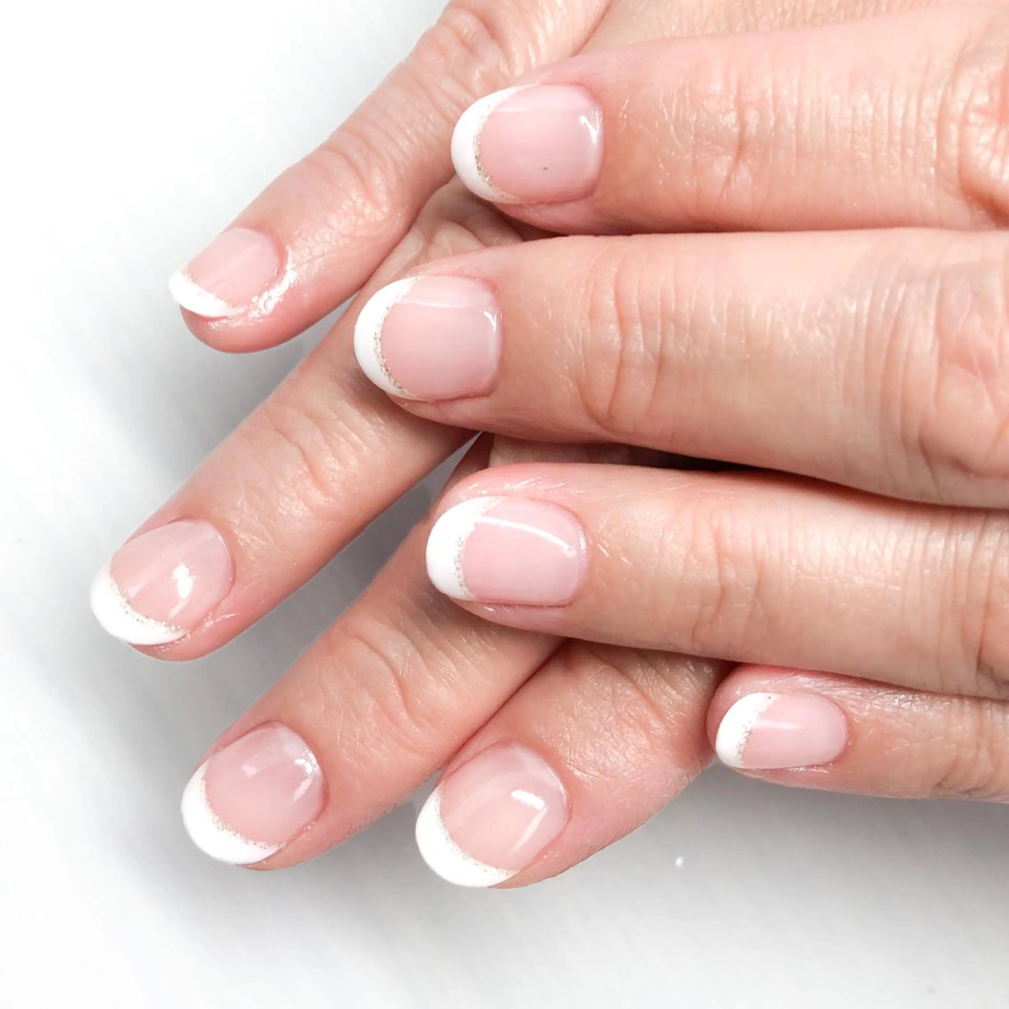 ネイル フレンチネイル ラメ(グリッター) Kao hana-nailのネイルデザイン