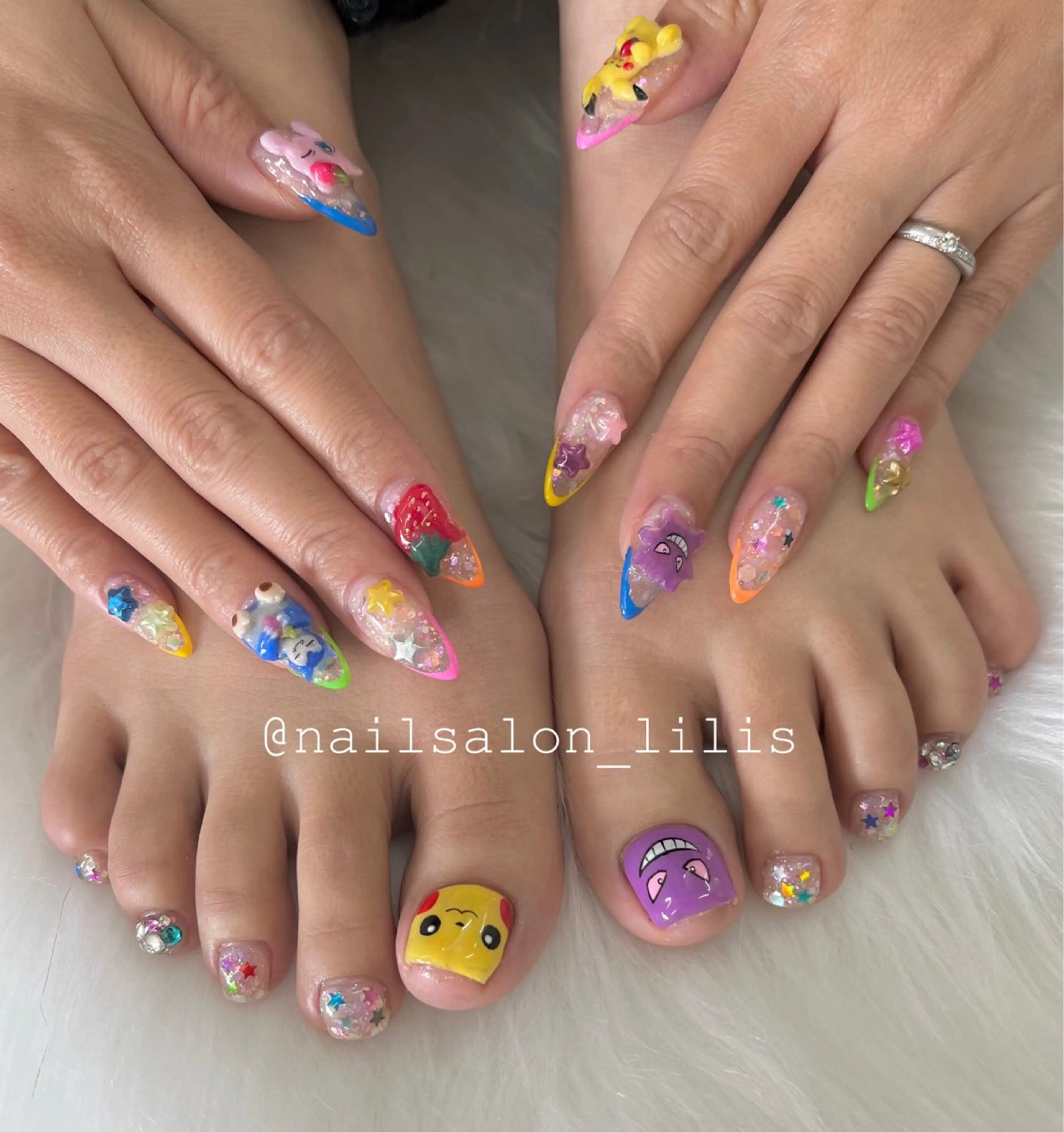 ネイル おそろいネイル nailsalon Lilisのネイルデザイン