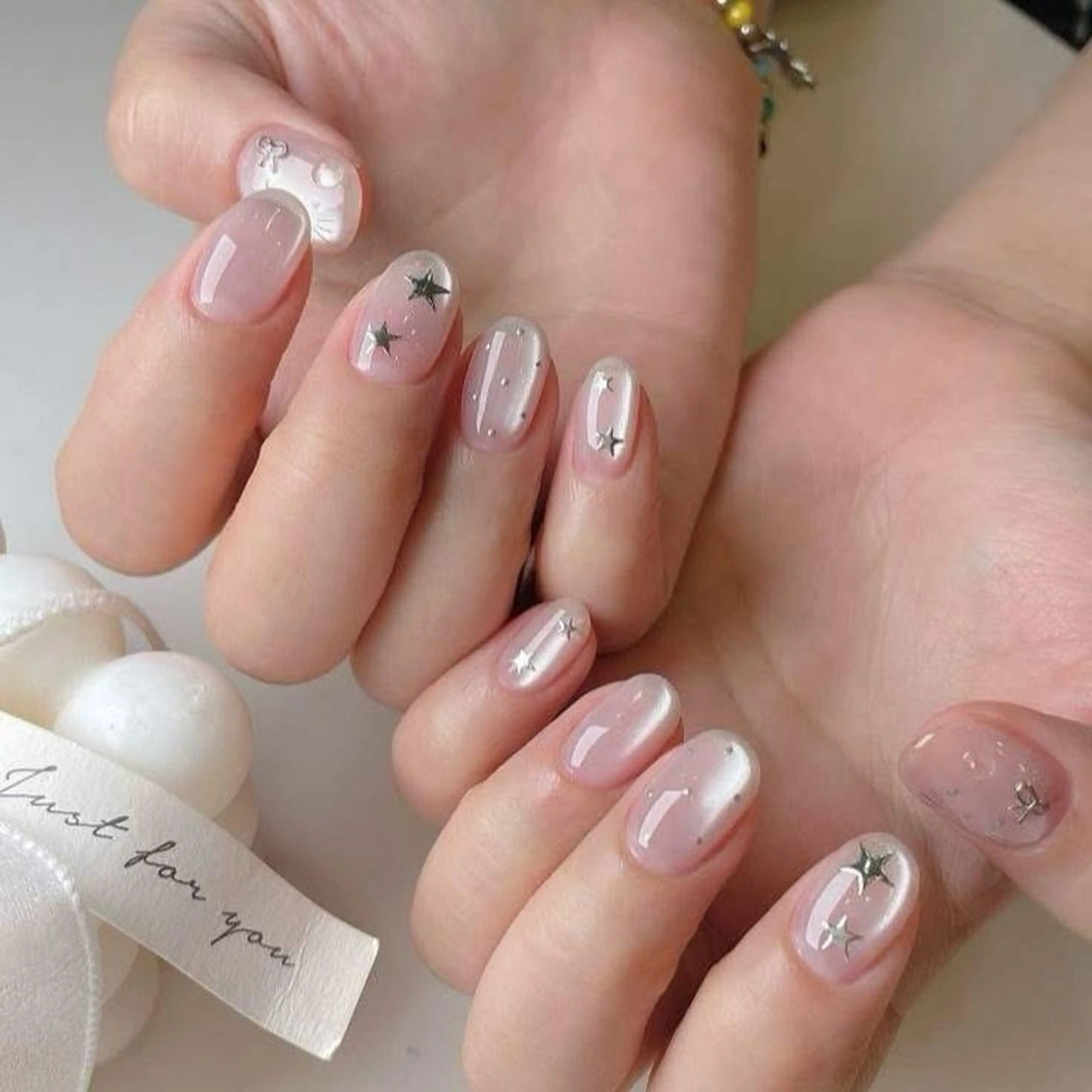 ネイル チークネイル フレンチネイル グラデーション 韓国ネイル マグネットネイル ハンドネイル JIN 168 新大久保のネイルデザイン