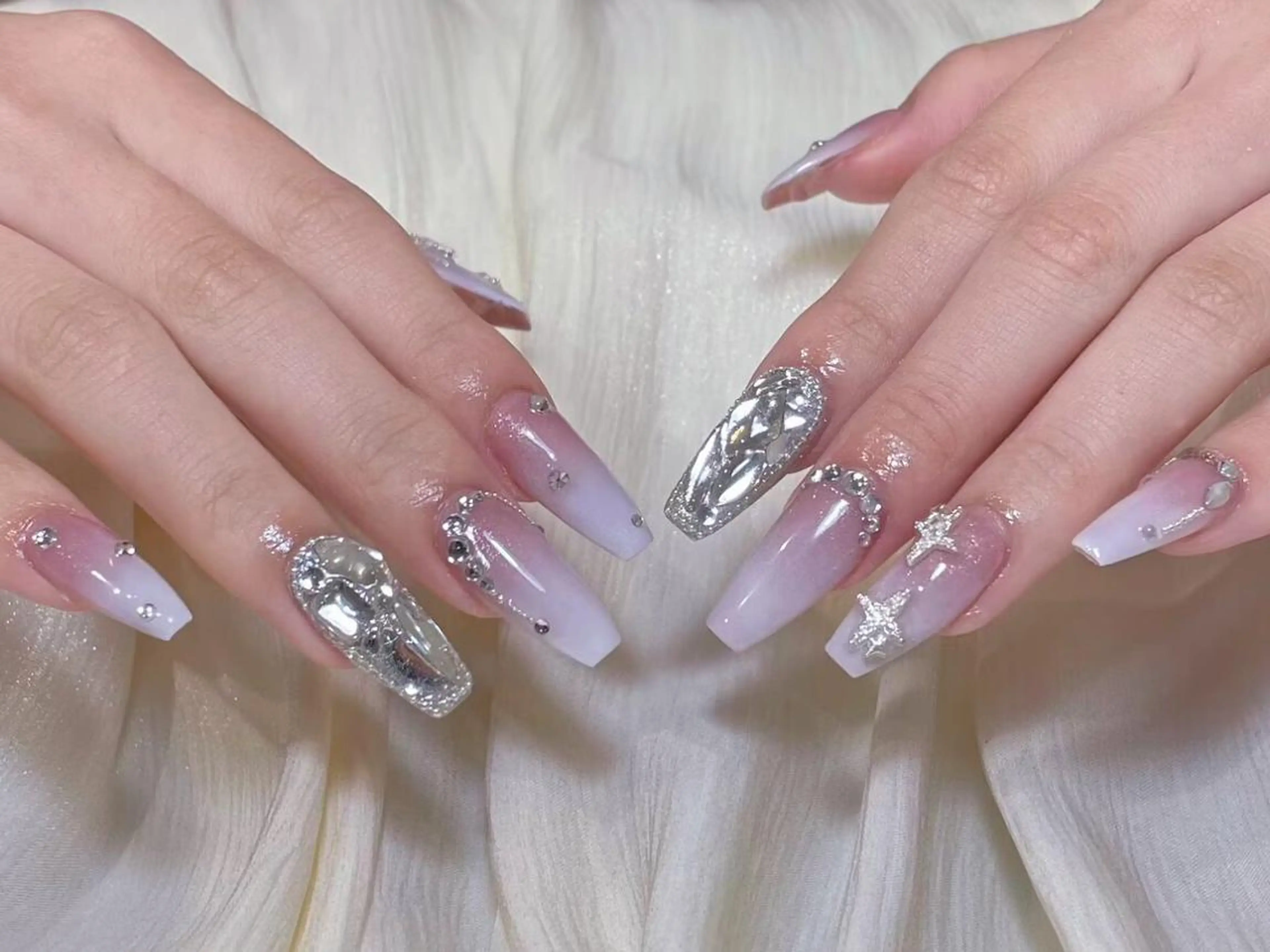 ネイル ハンドネイル Lumina Nail💕のネイルデザイン