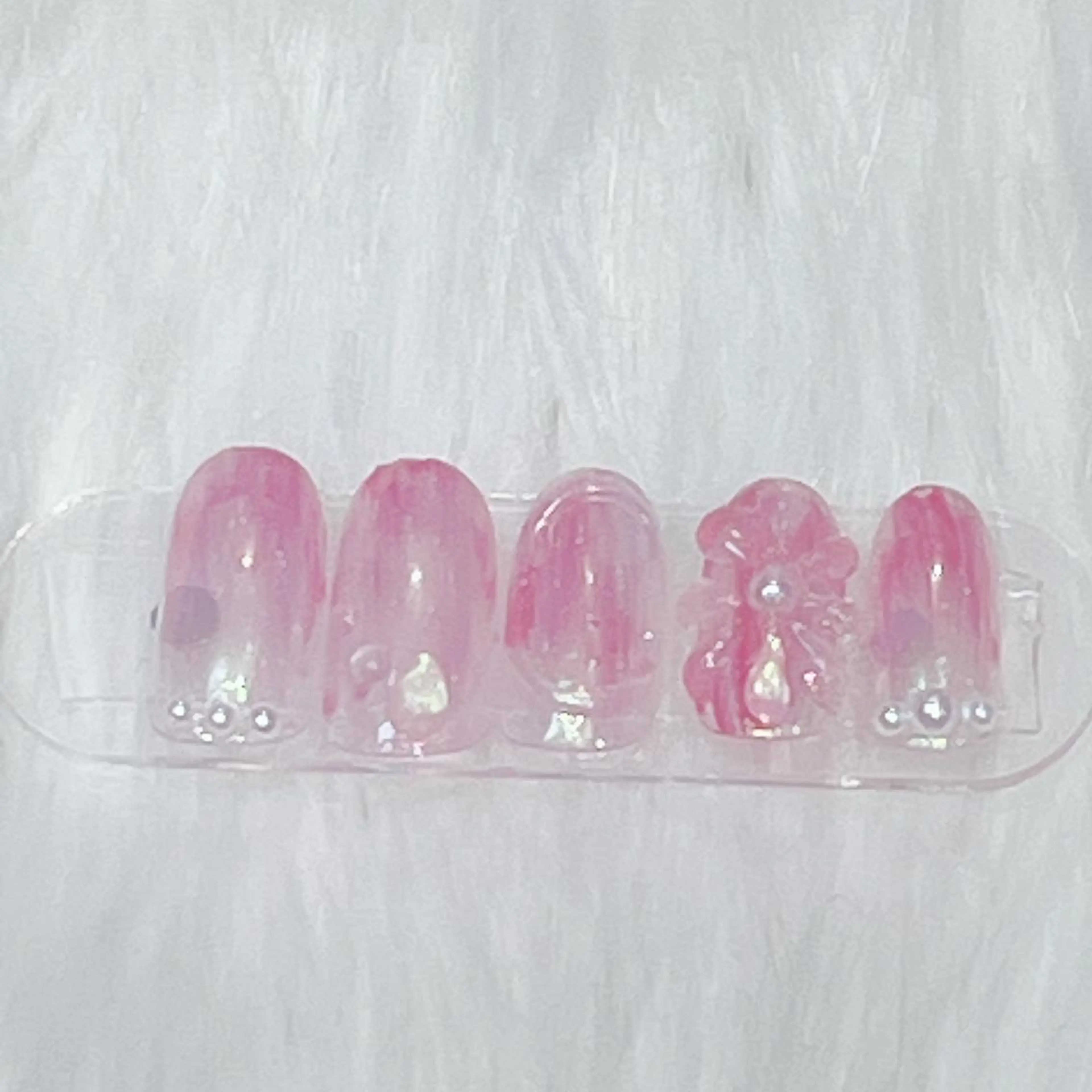 ネイル tiarynail K K🐼のネイルデザイン