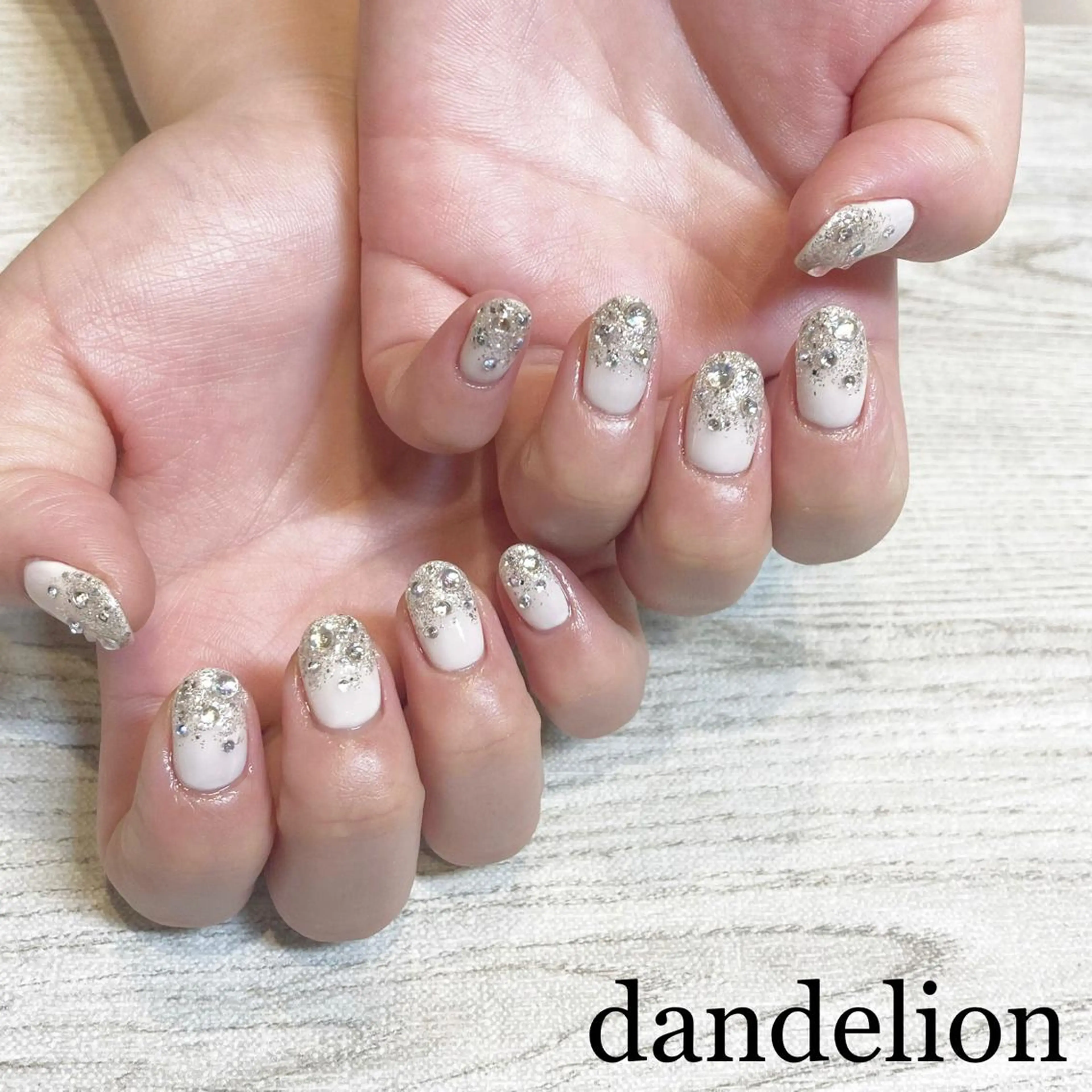 ネイル ハンドネイル ハンドケア dandelion ダンデライオンのネイルデザイン