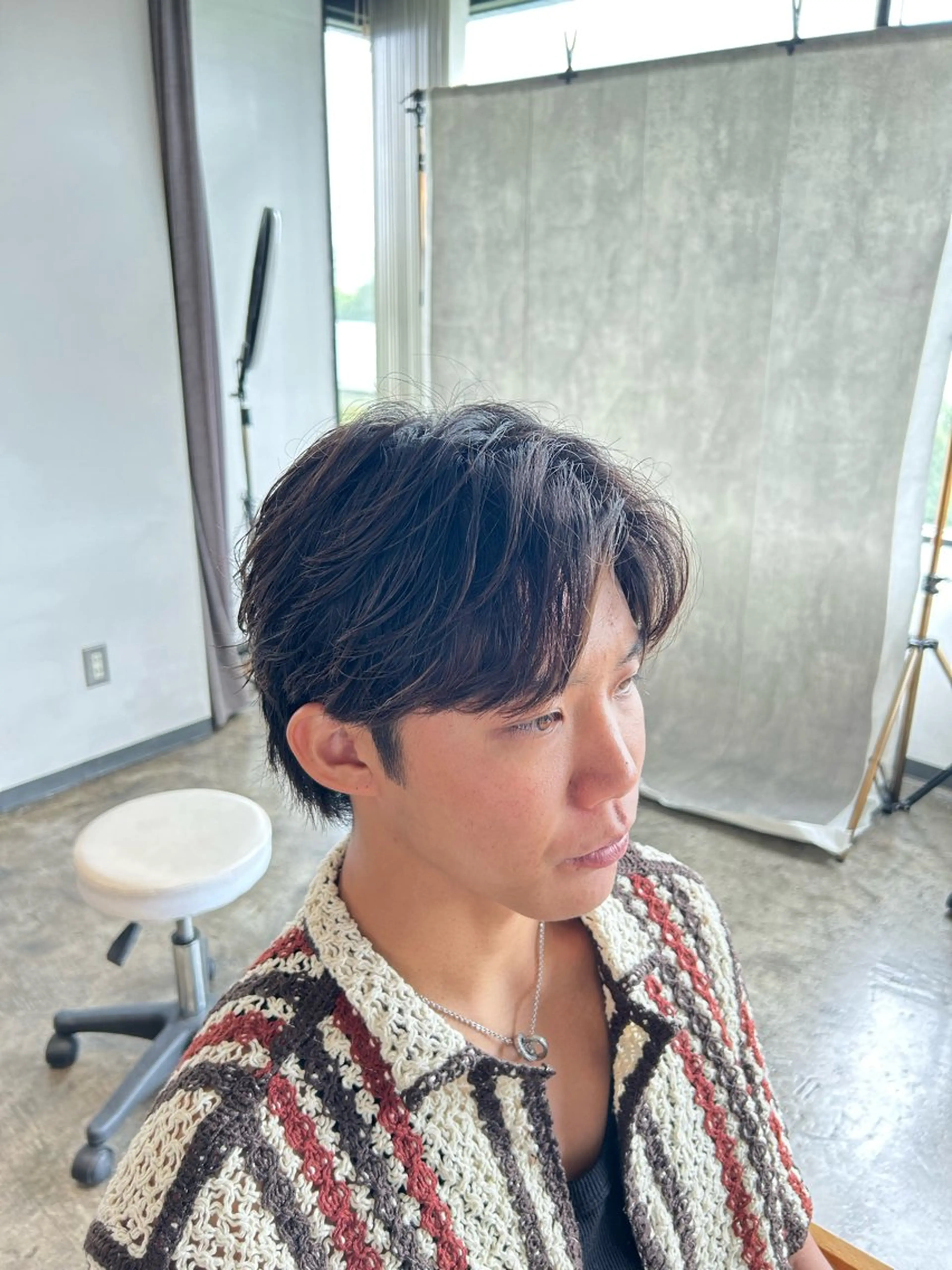 ショート パーマ メンズ センターパート ダウンパーマ カルマパーマ メンズ韓国風 マッシュウルフ カット パーマ become men's hair 名駅店所属・名駅/フェザーパーマ 韓国ヘア/森岡のヘアスタイル