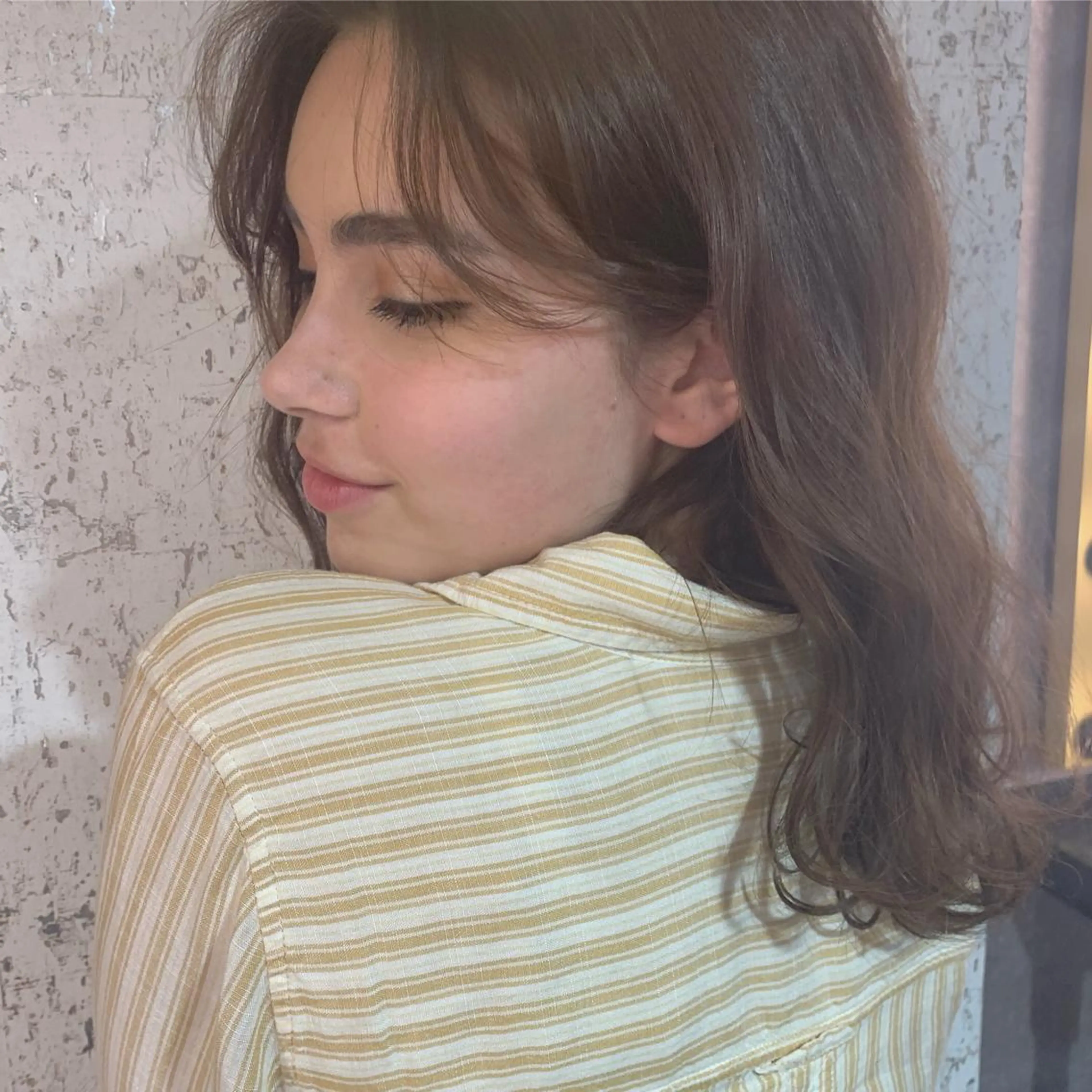 セミロング カラー 🌈ブリーチ特化🌈 MINATOのヘアスタイル