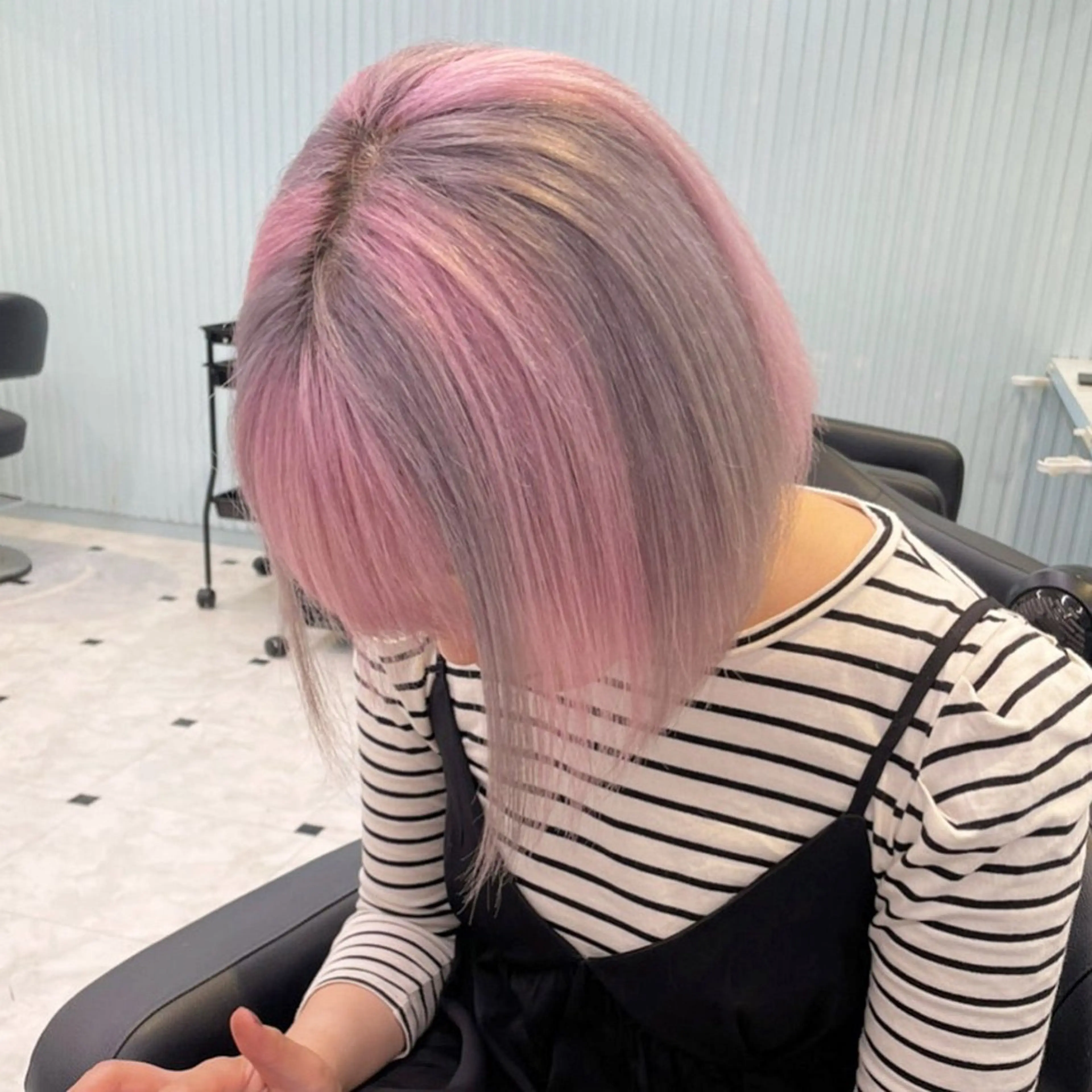 ショート カラー 【美髪矯正/絹髪】 🎀hinano🎀のヘアスタイル