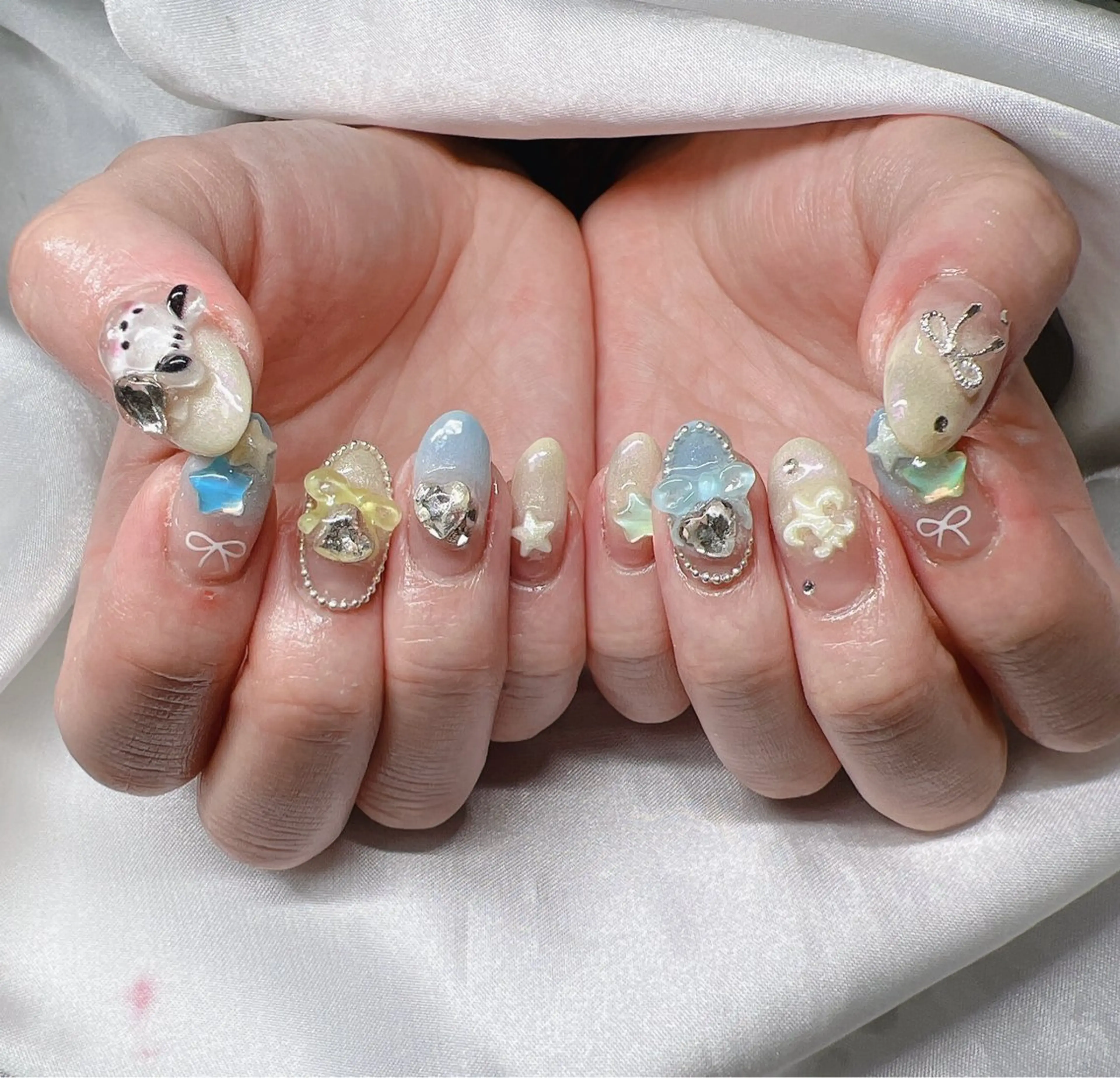 ネイル 長さ出し グラデーション 卒業式 キラキラネイル マグネットネイル ハンドネイル Lee Nailsのネイルデザイン