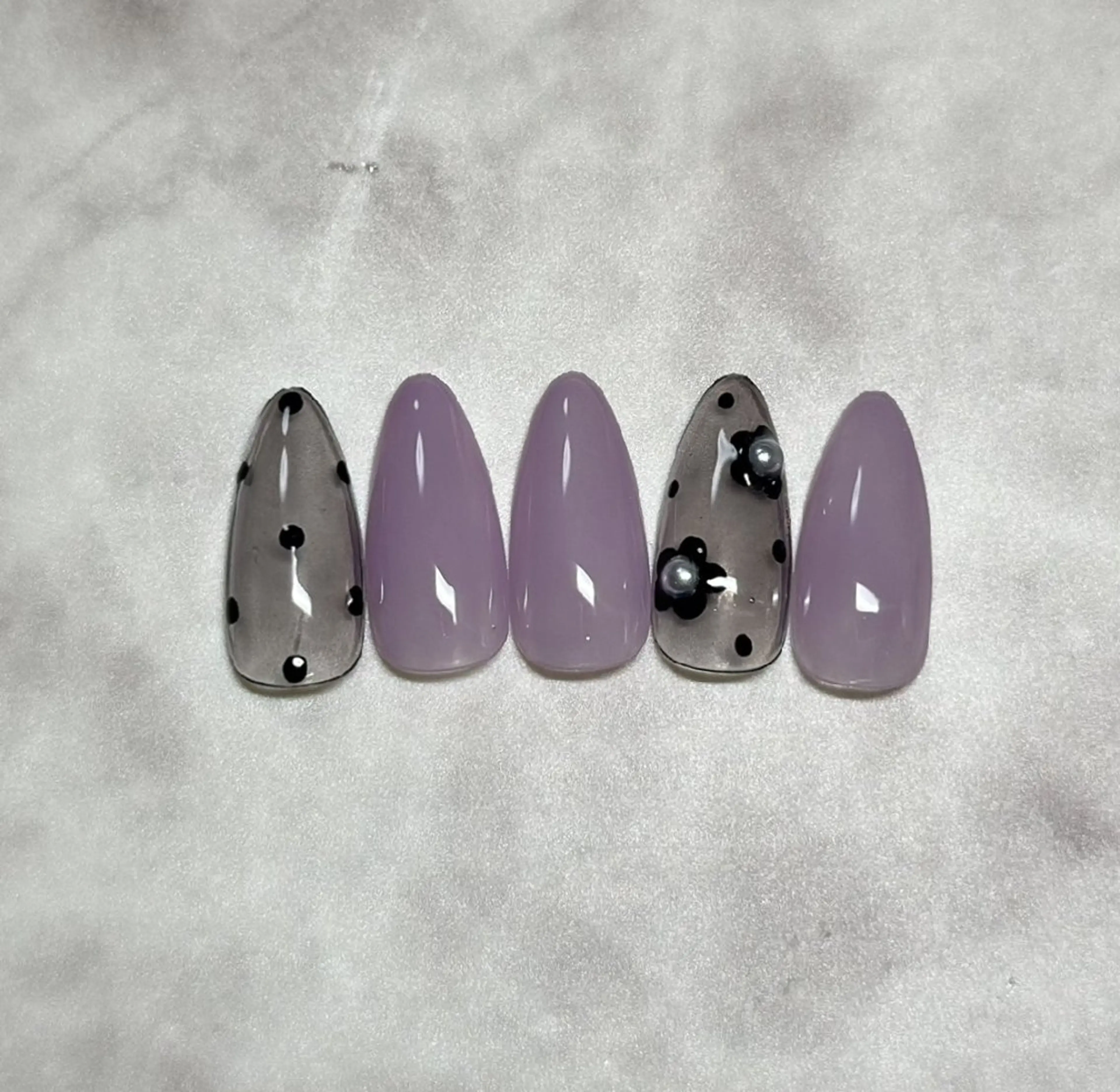 ネイル Nailsalon Graciasのネイルデザイン