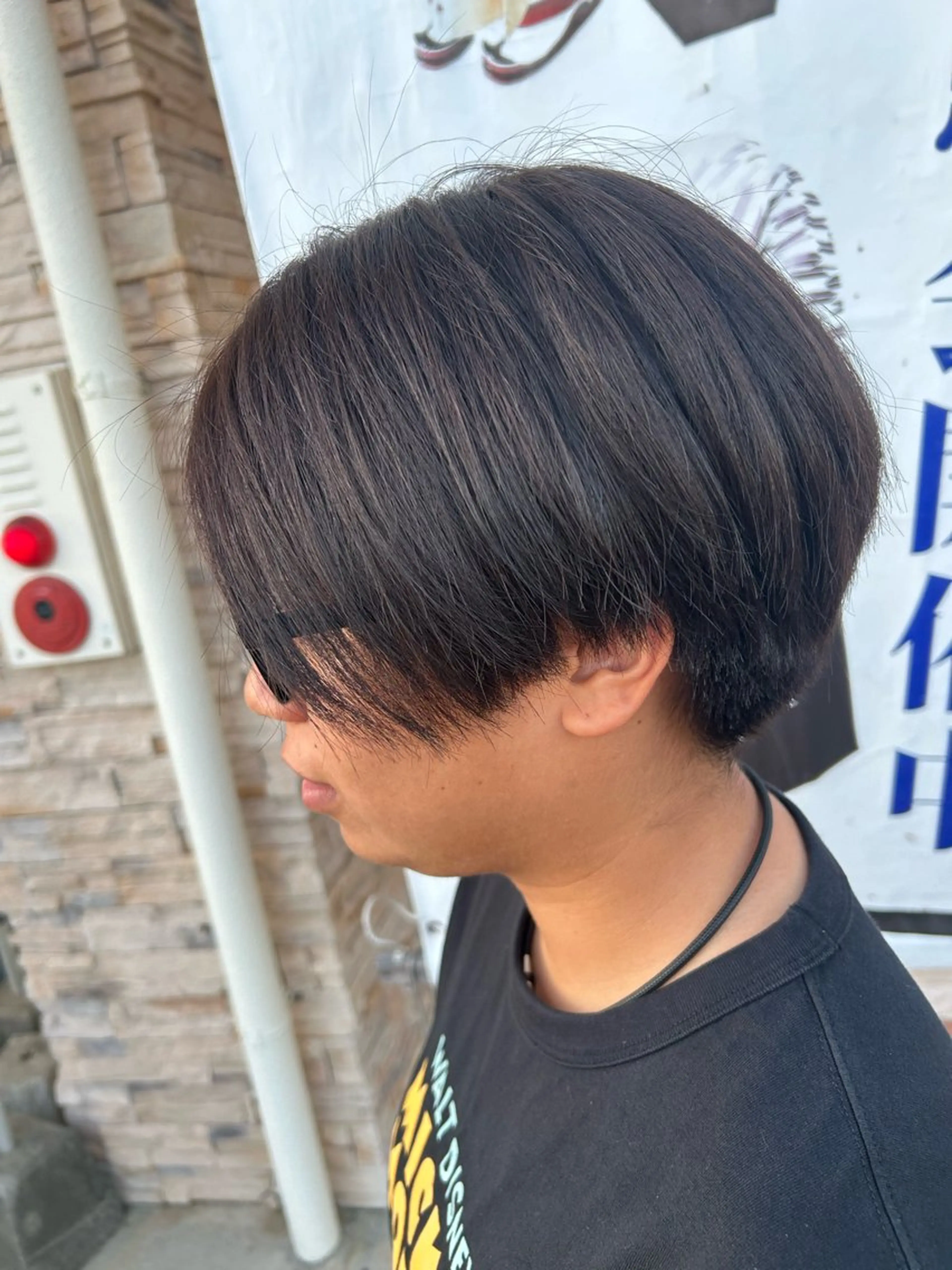 カラー TERUYA shionのヘアスタイル