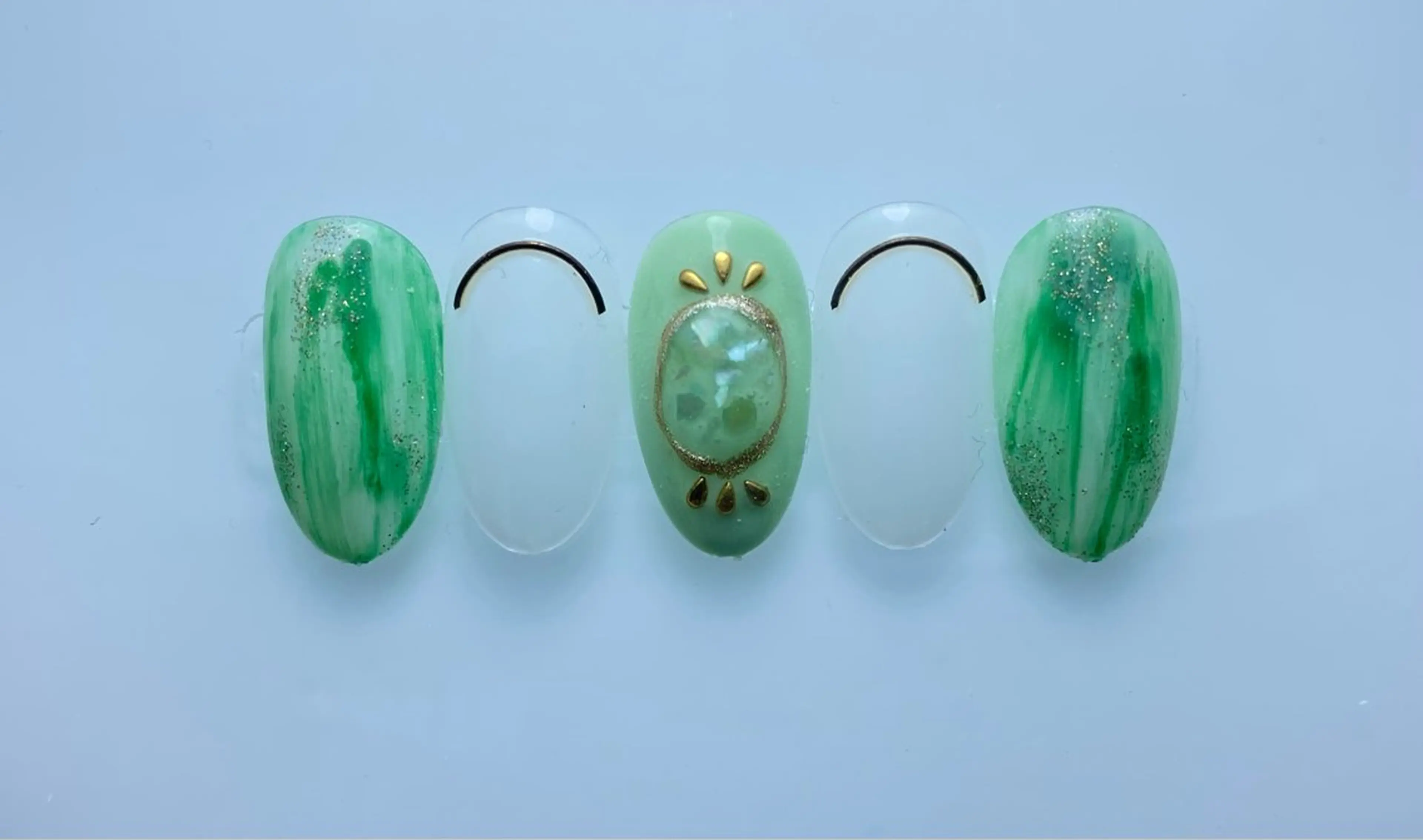 ネイル ハンドネイル AngelChris ビューティーサロン琳のネイルデザイン