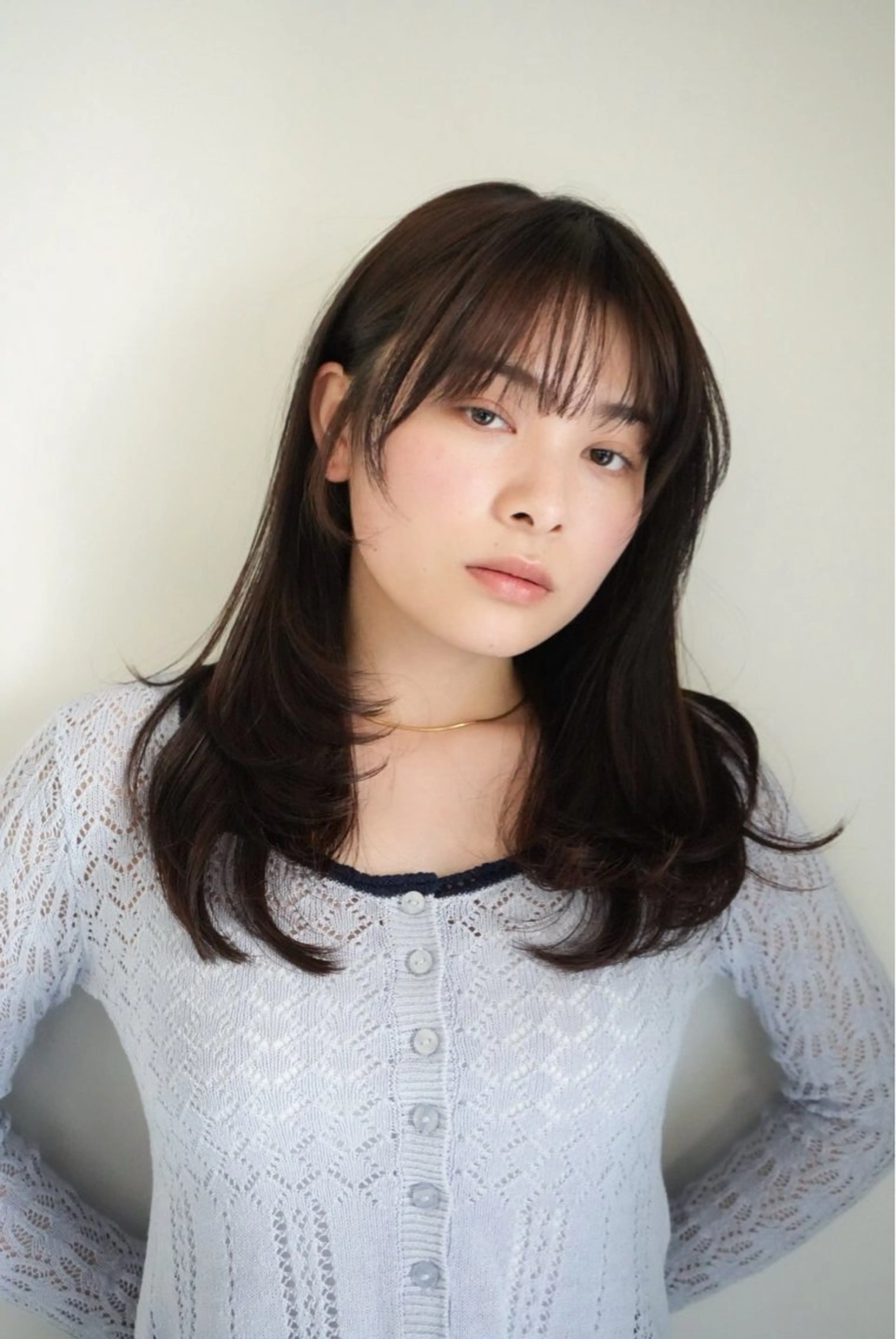 ミディアム ベージュカラー/長岡 レイヤーカット/コウのヘアスタイル