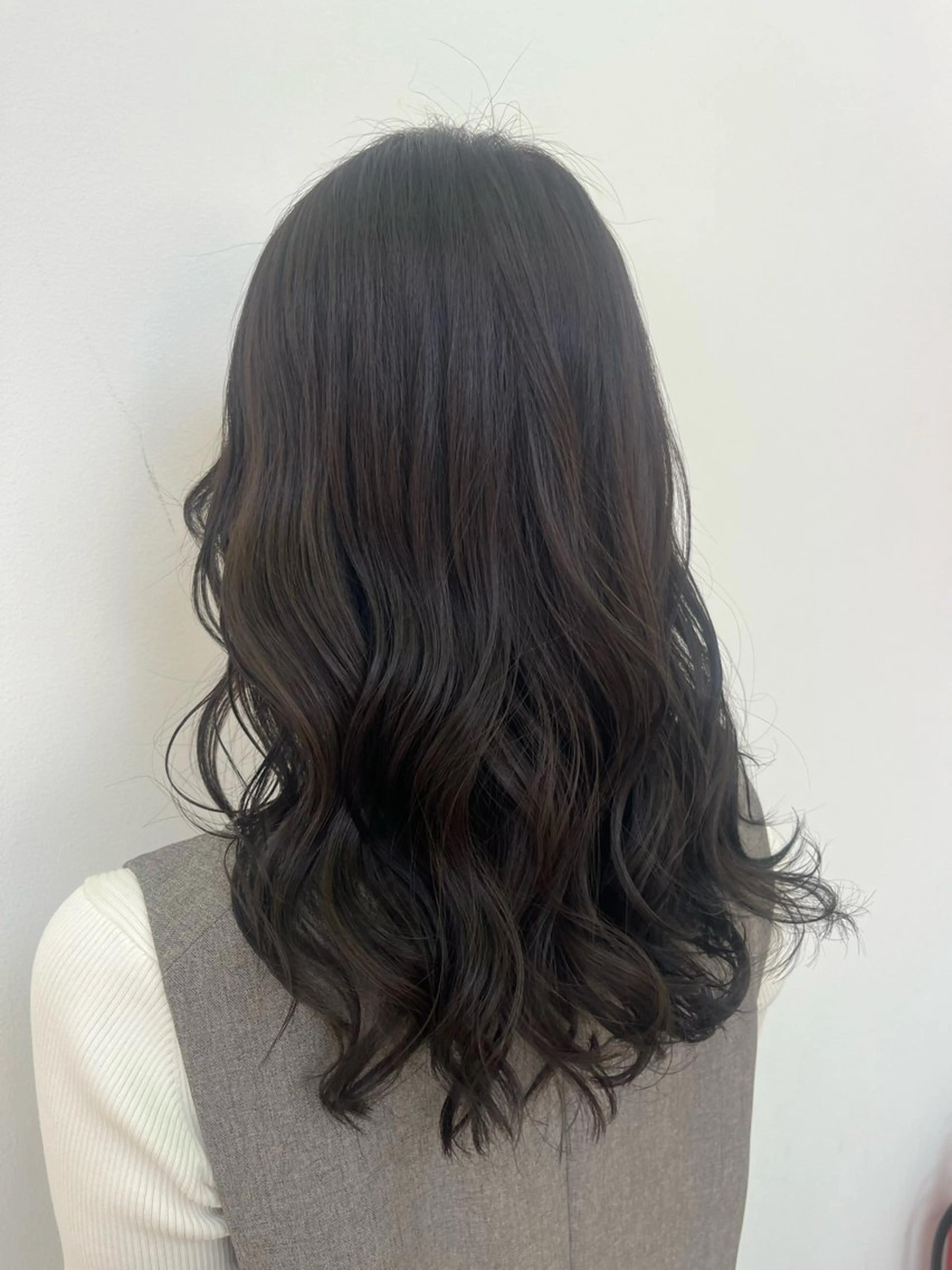 ロング カラー ツヤ髪カラー💎 佐藤あきのヘアスタイル