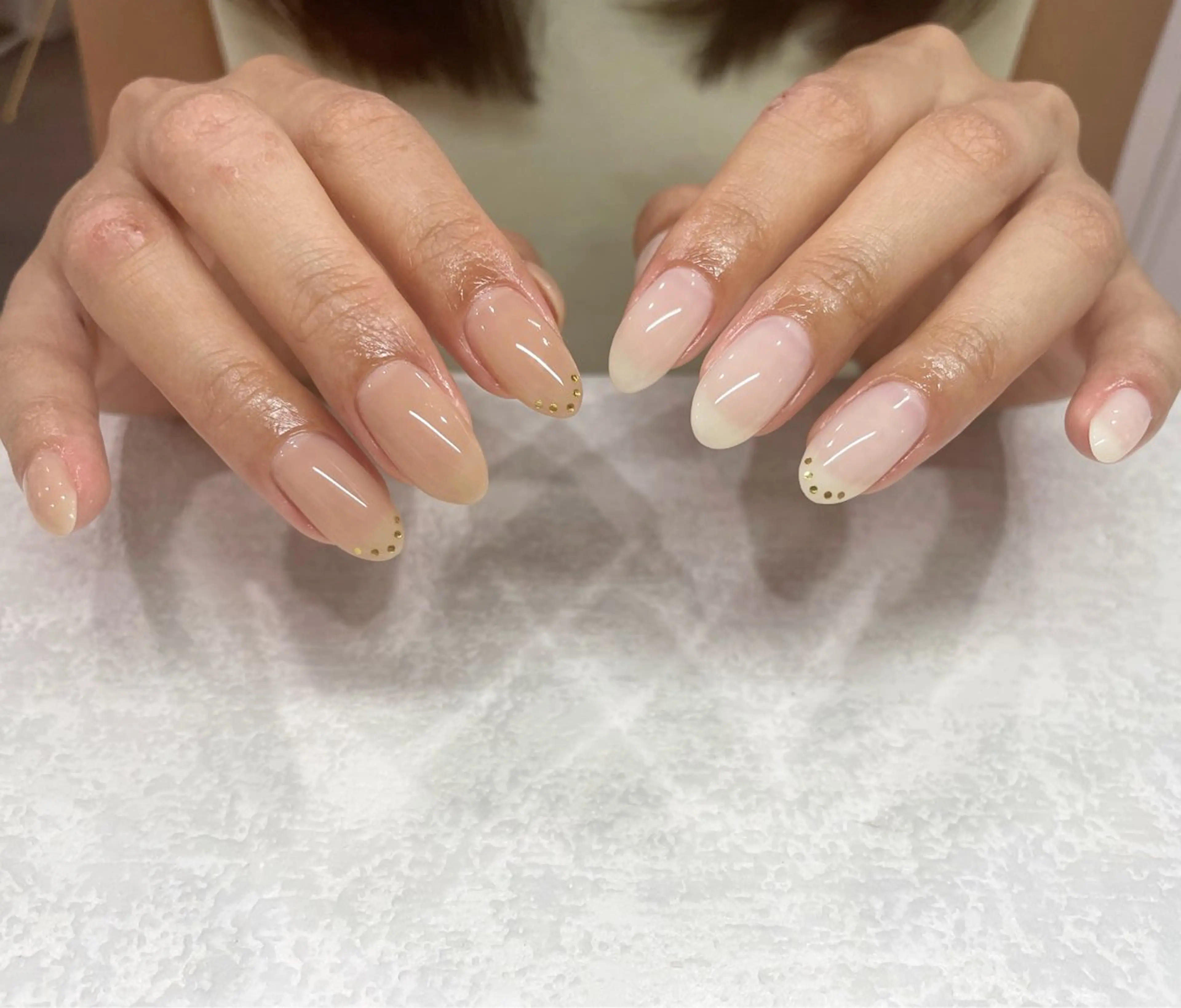 ネイル パラジェルサロン 大人女性が通うサロンのネイルデザイン