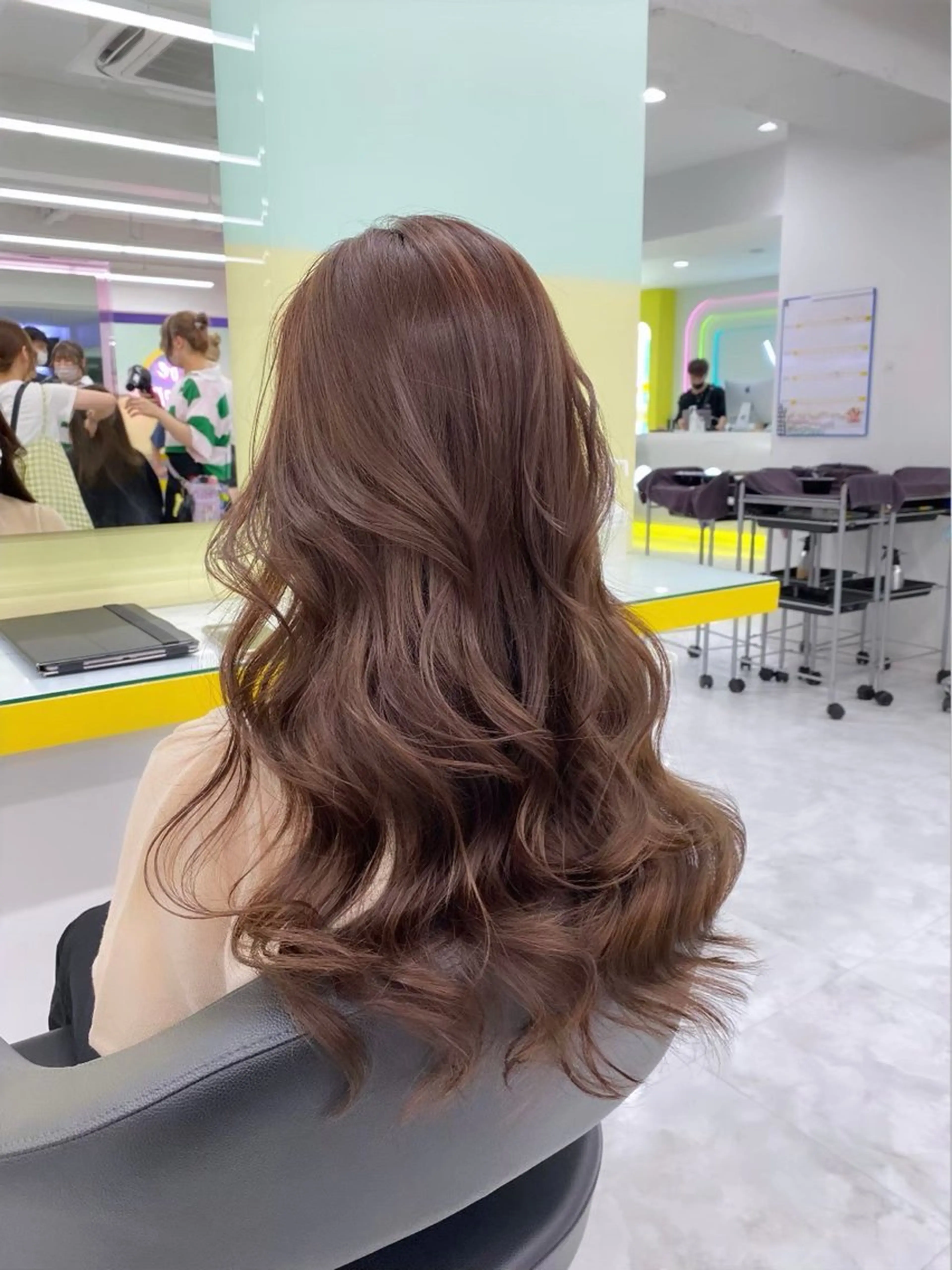ロング 韓国風カラー 髪質改善 韓国風ヘア トリートメント ❤︎ワンホンガーリー なハイトーンヘア❤︎のヘアスタイル