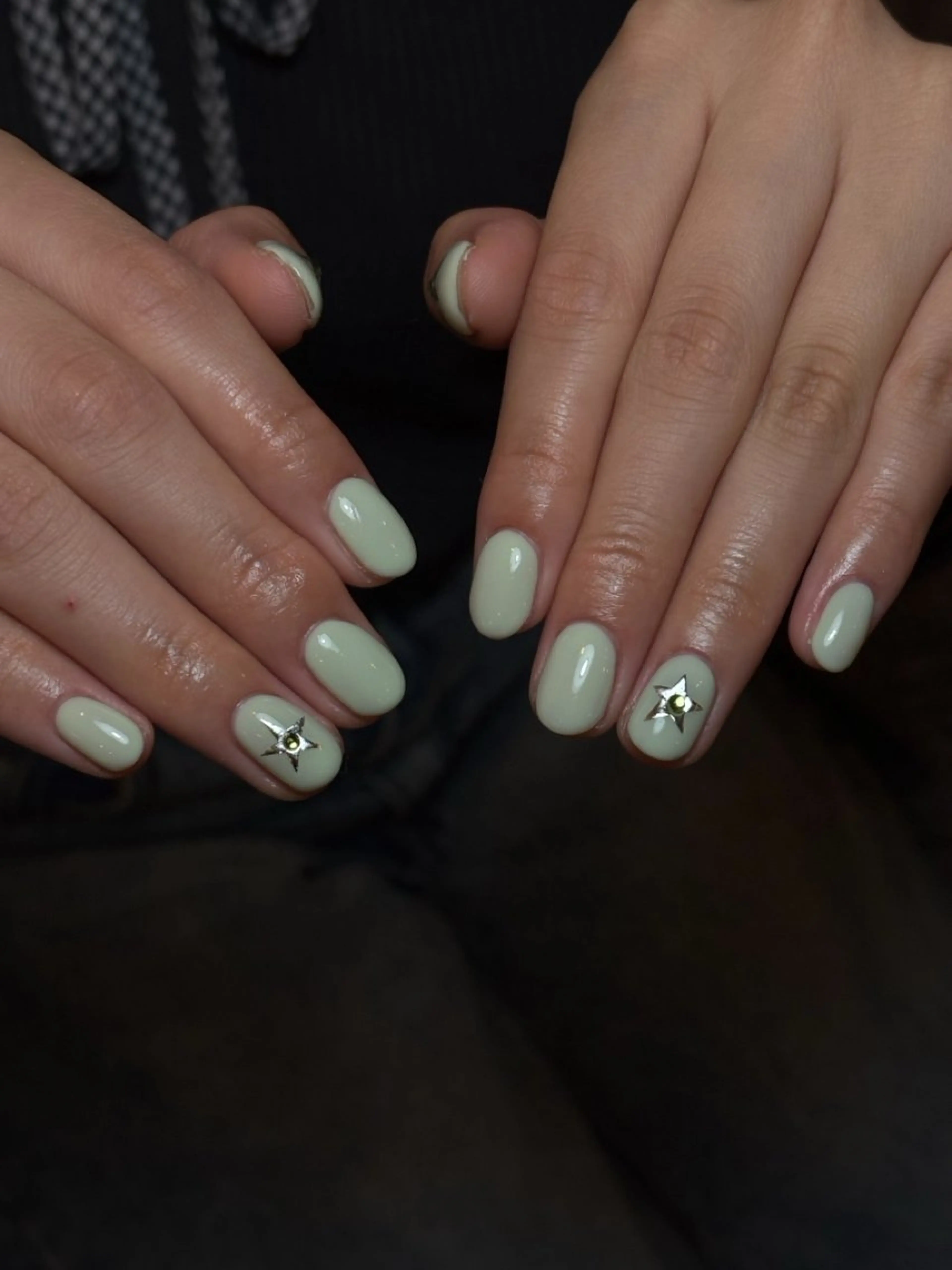 ネイル 長さ出し ジェルネイル グリーン 韓国ネイル マグネットネイル ハンドネイル D.d nail Tokoのネイルデザイン