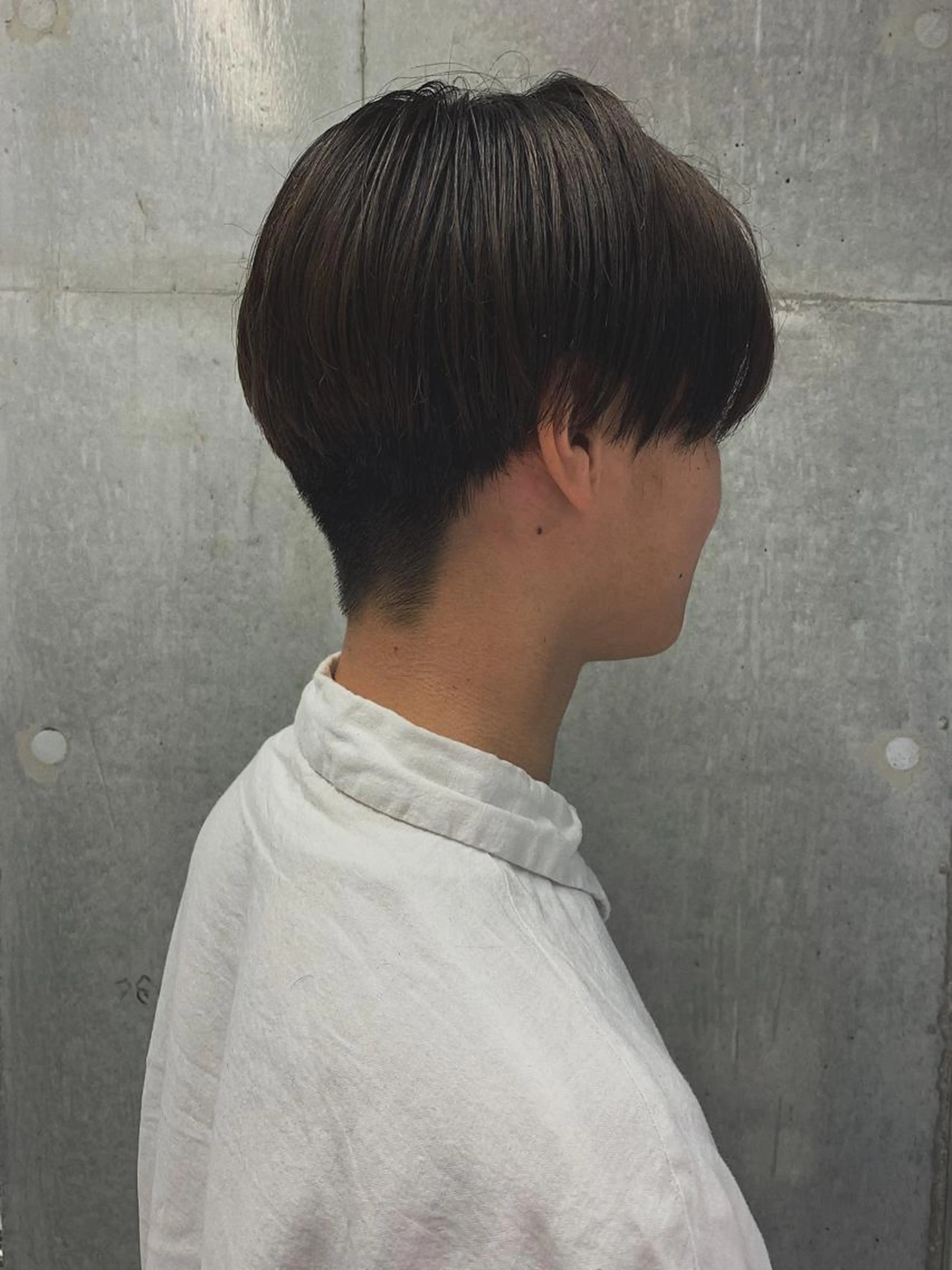 カット＋頭皮ケアスパ＋頭皮メンテナンス用ホームケア付きの写真