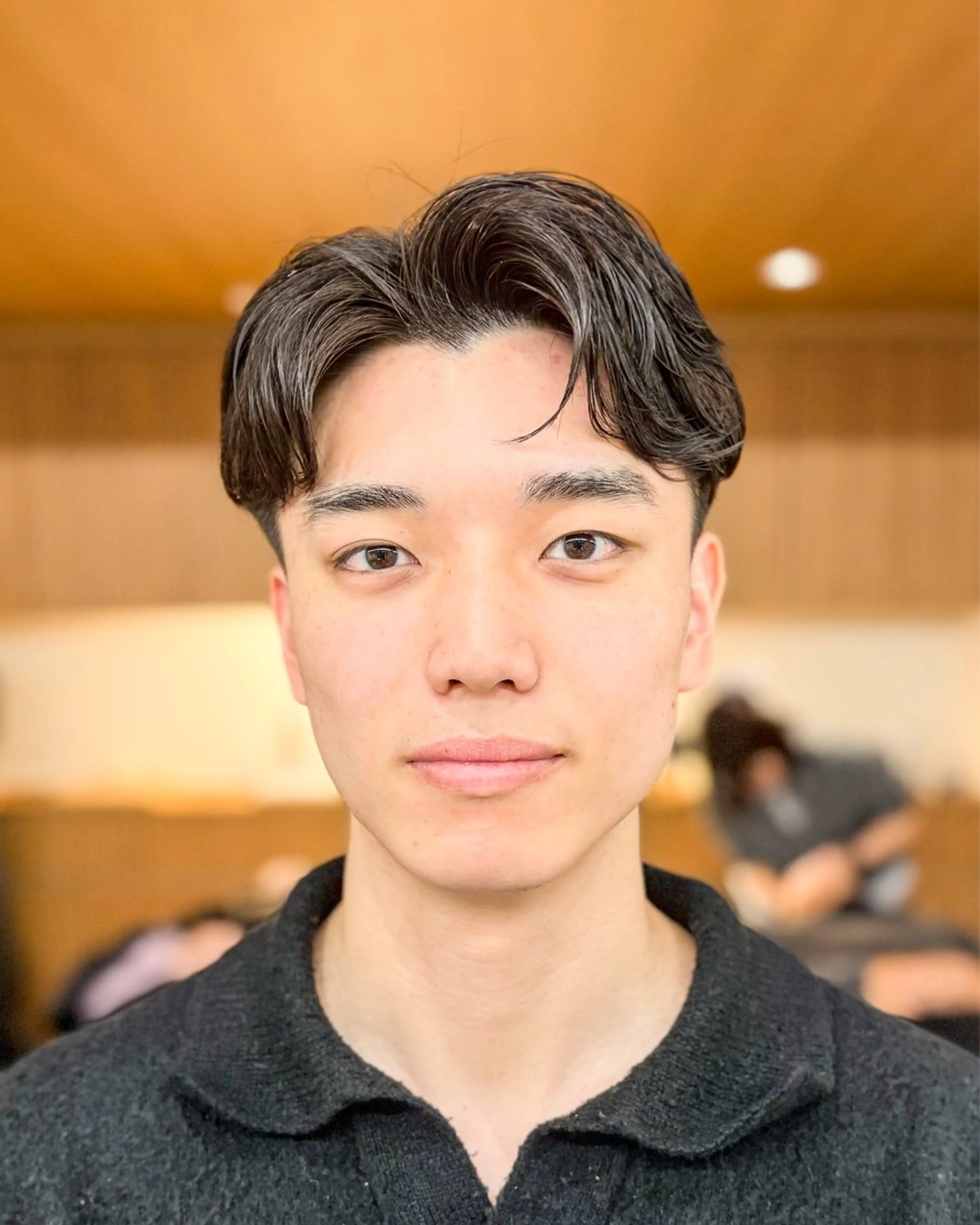 ショート パーマ メンズ ビジネス 縮毛矯正 カット 【メンズ縮毛矯正】 FILMS  軍司のヘアスタイル