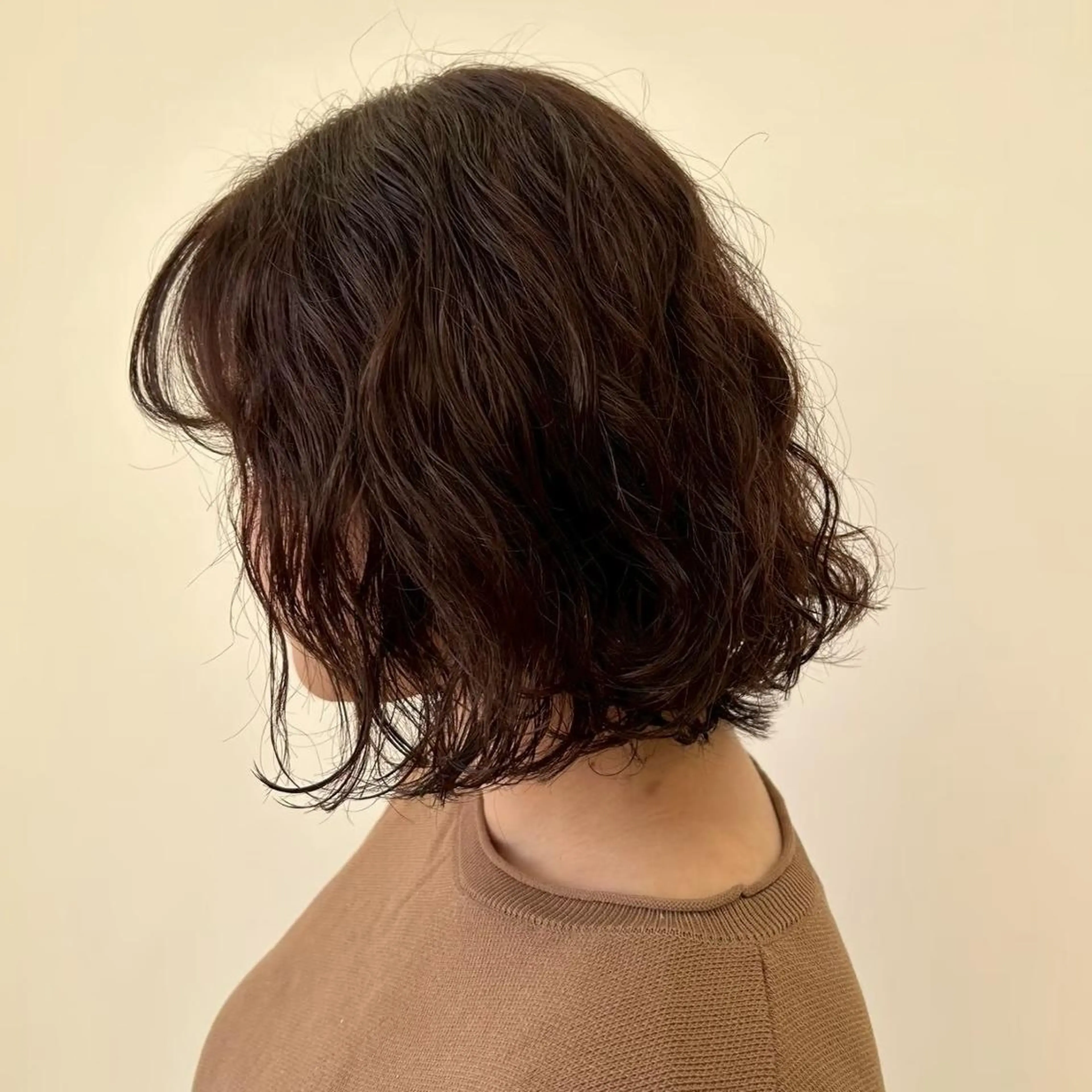 ミディアム カラー ヘアアレンジ パーマ ベージュカラー ブリーチ 透明感カラー グレージュ ブリーチなしカラー カット ヘアカラー トリートメント 肥後 有紗のヘアスタイル