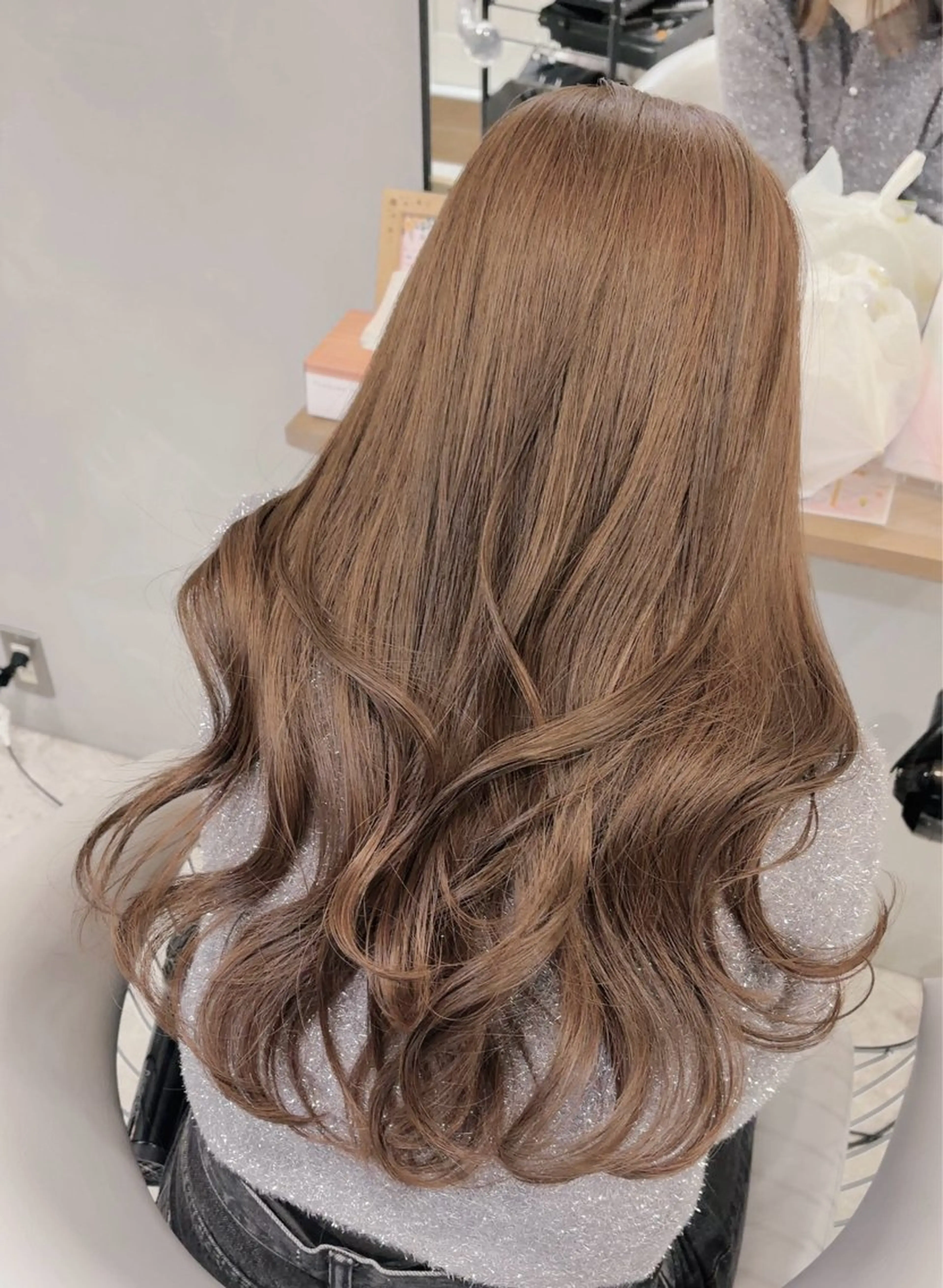 透明感カラー＋内部補修ケアトリートメントの写真