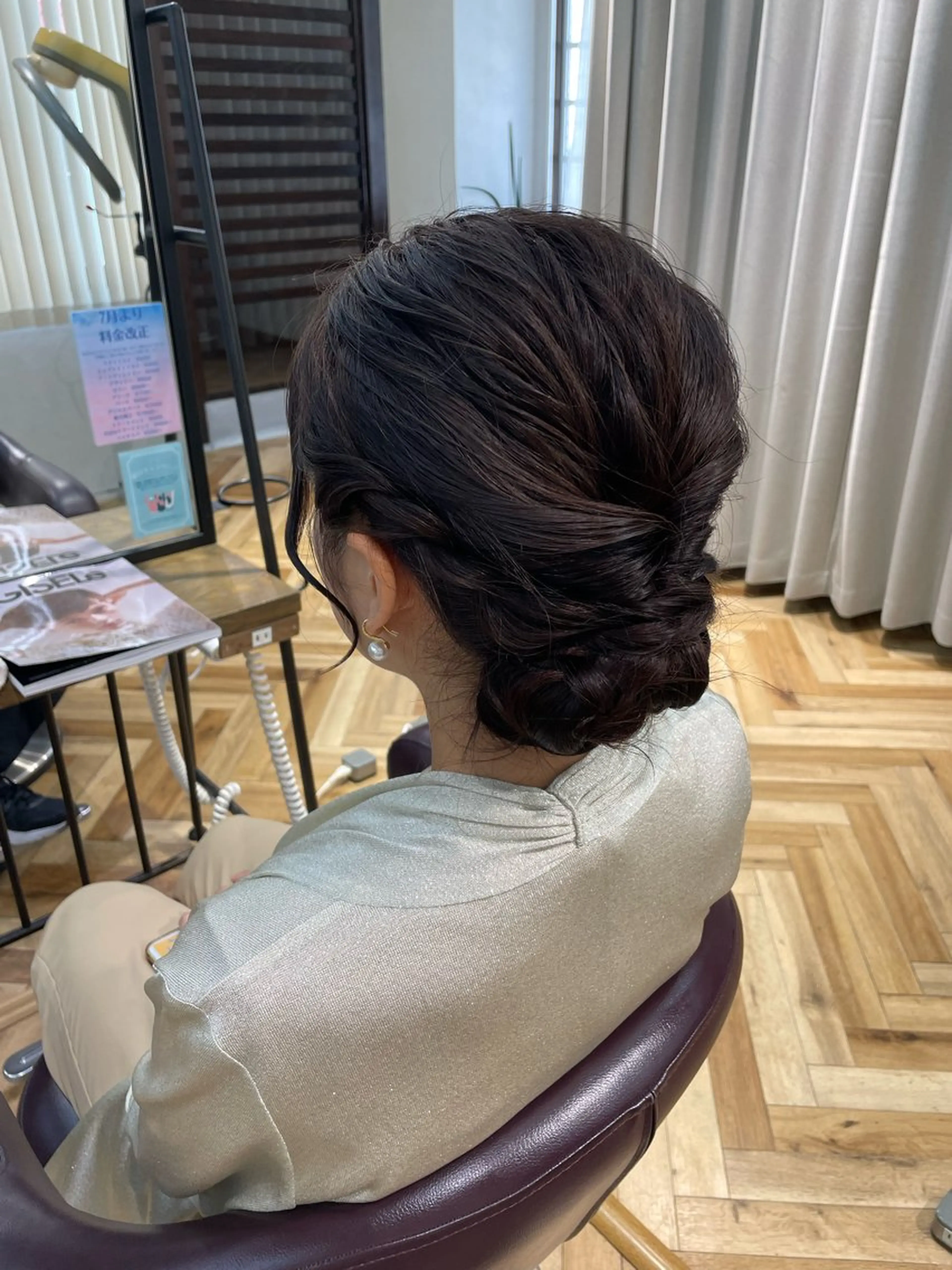 ロング ヘアアレンジ ヘアセット 透明感カラー×ヘア アレンジ🪽しおりのヘアスタイル