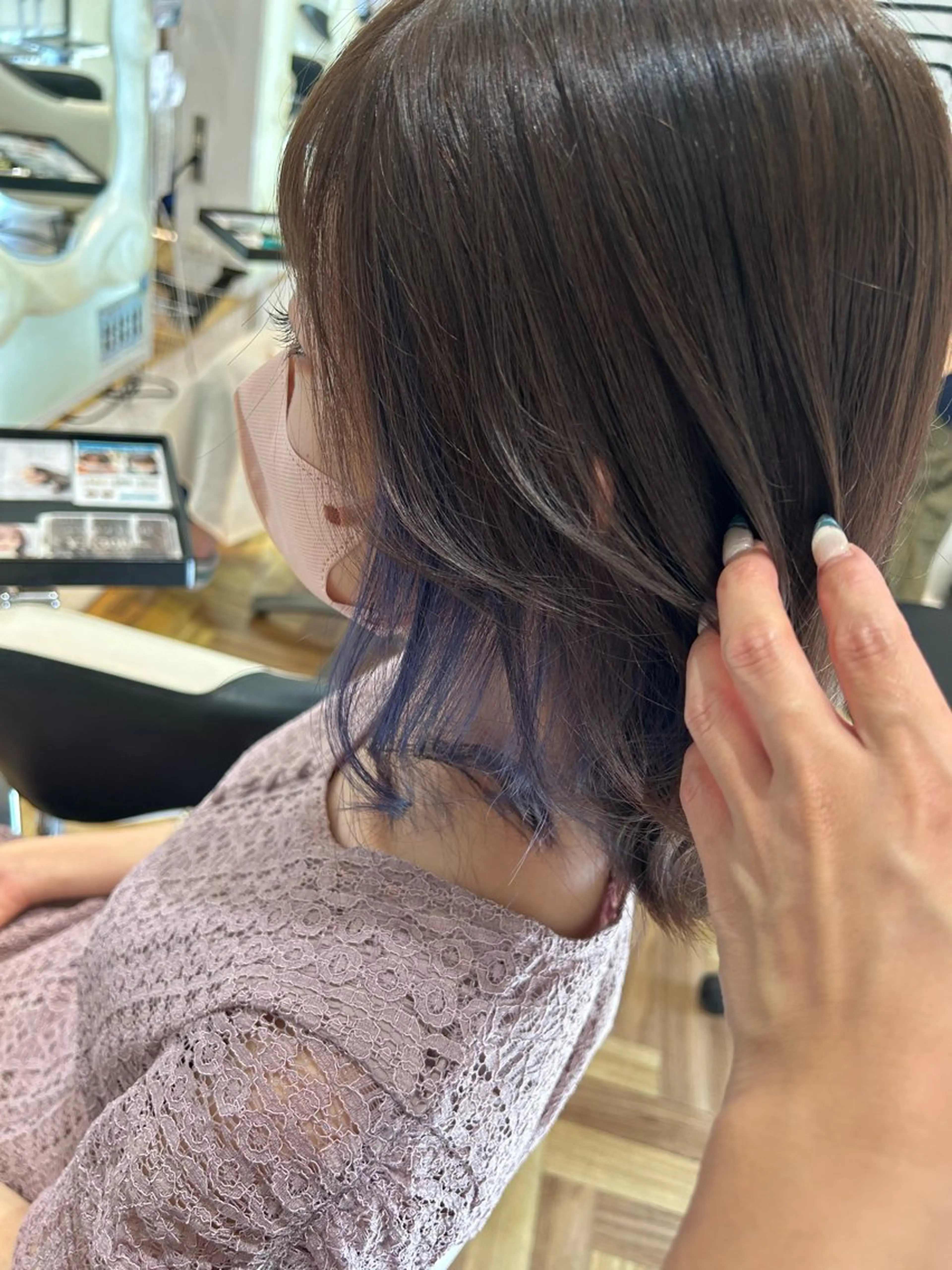 ミディアム ヘアカラー 福森 みずきのヘアスタイル