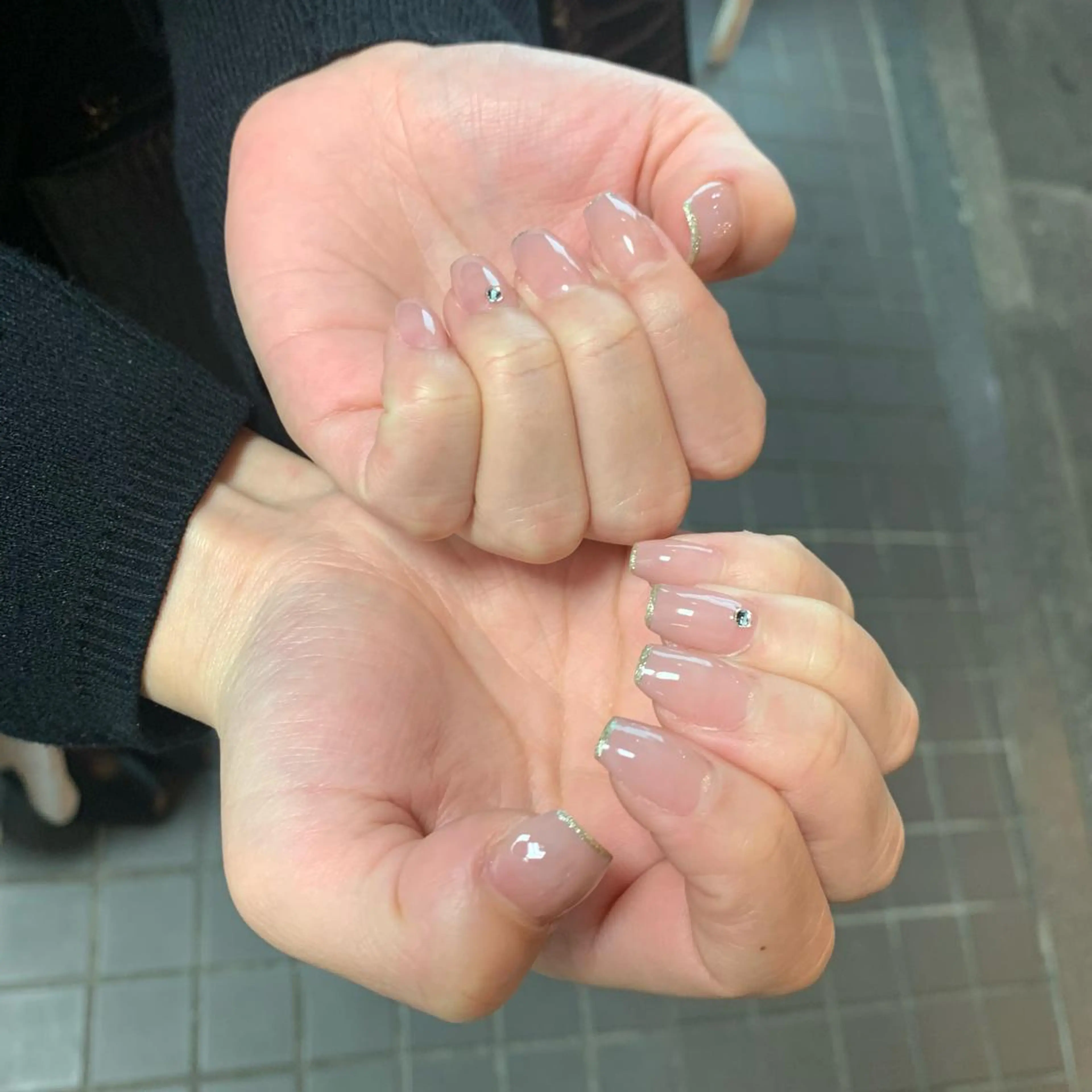 ネイル フレンチネイル ストーンネイル ハンドネイル 野島 千夏のネイルデザイン