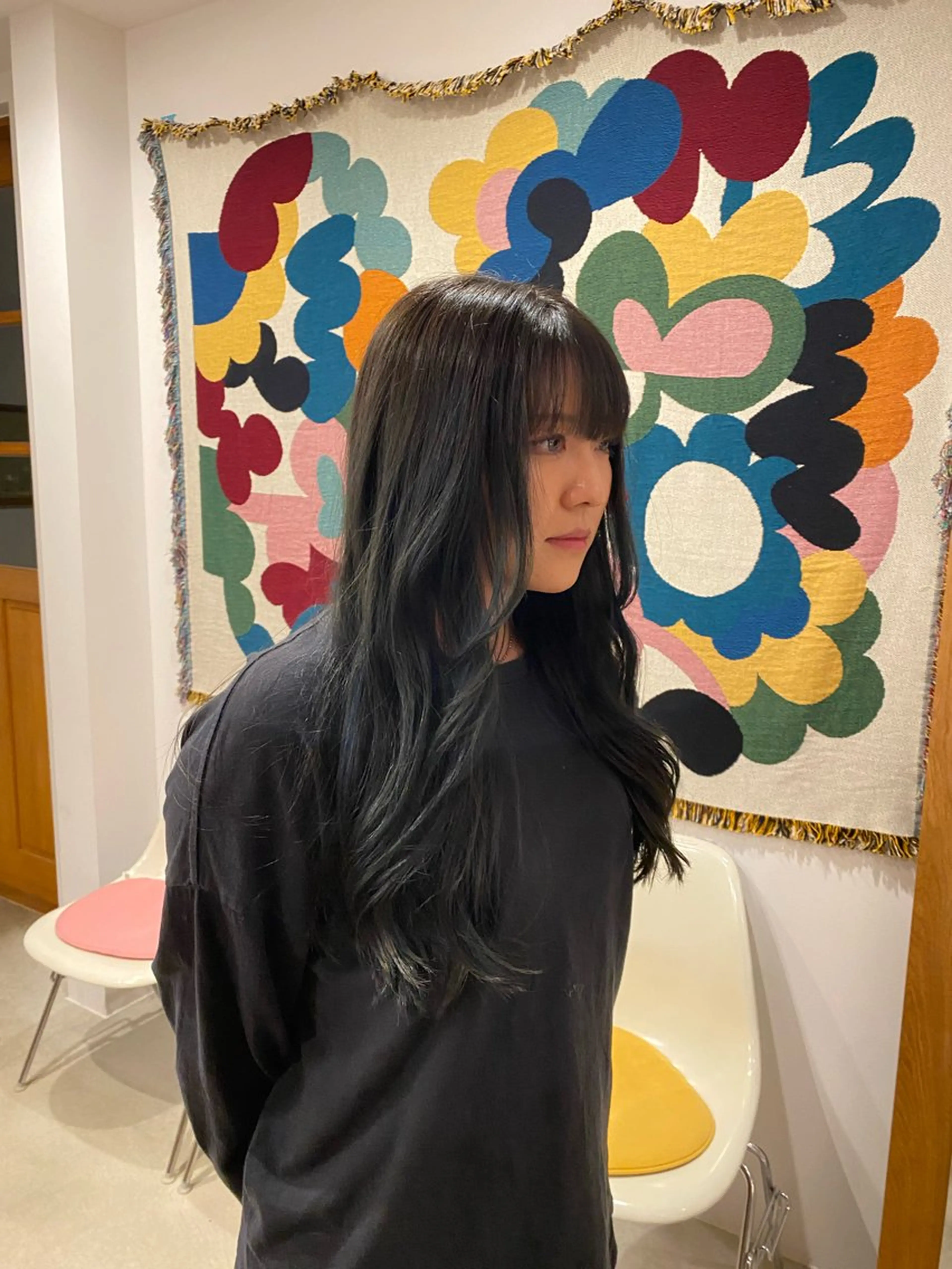 カラー ブリーチ ブルーカラー ヘアカラー 柏端 愛梨のヘアスタイル