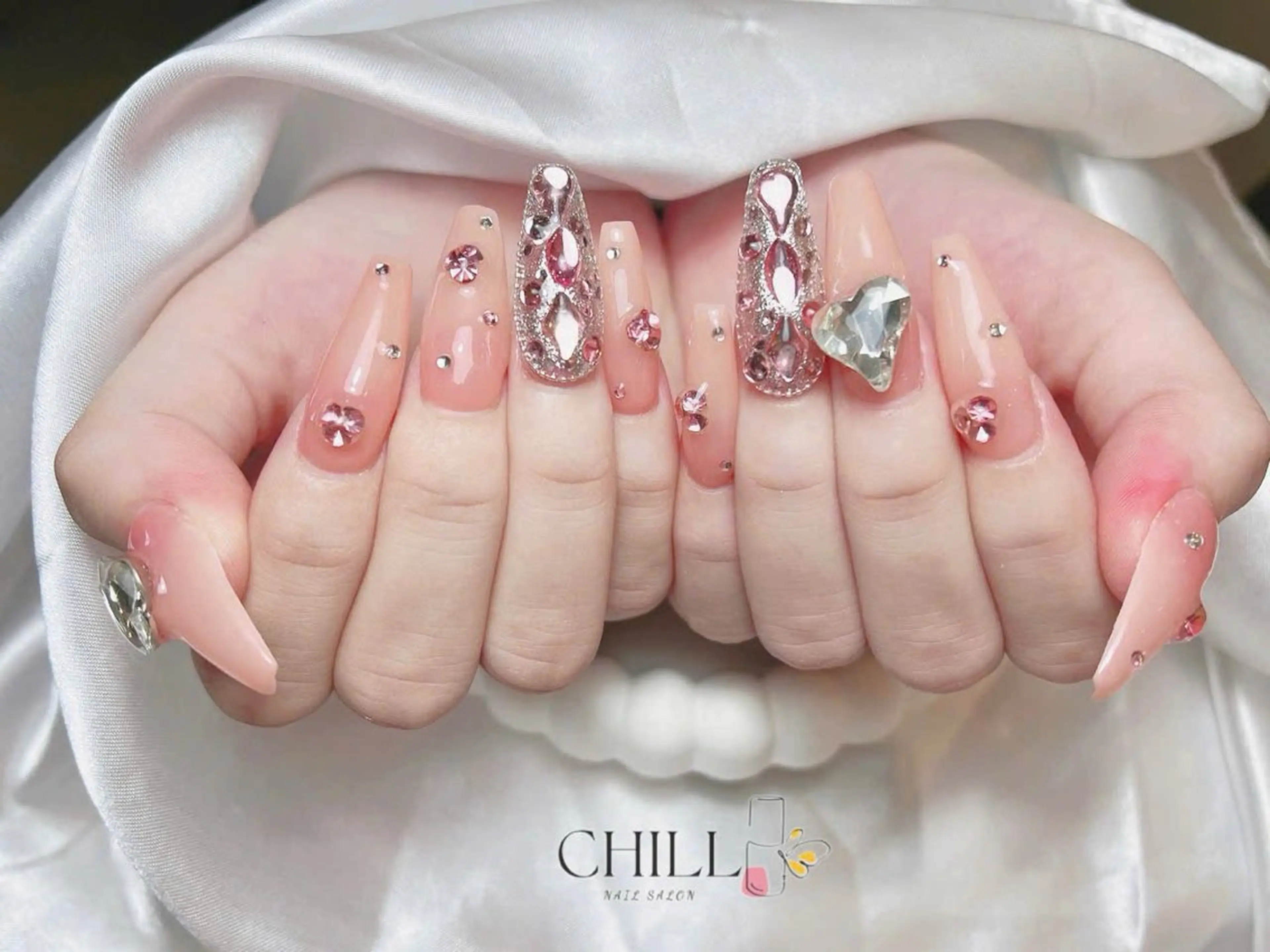 ネイル ハンドネイル Nail salon CHILL 【ネイルサロン チル】大須店所属・Nailsalon CHILL大須店💅のネイルデザイン