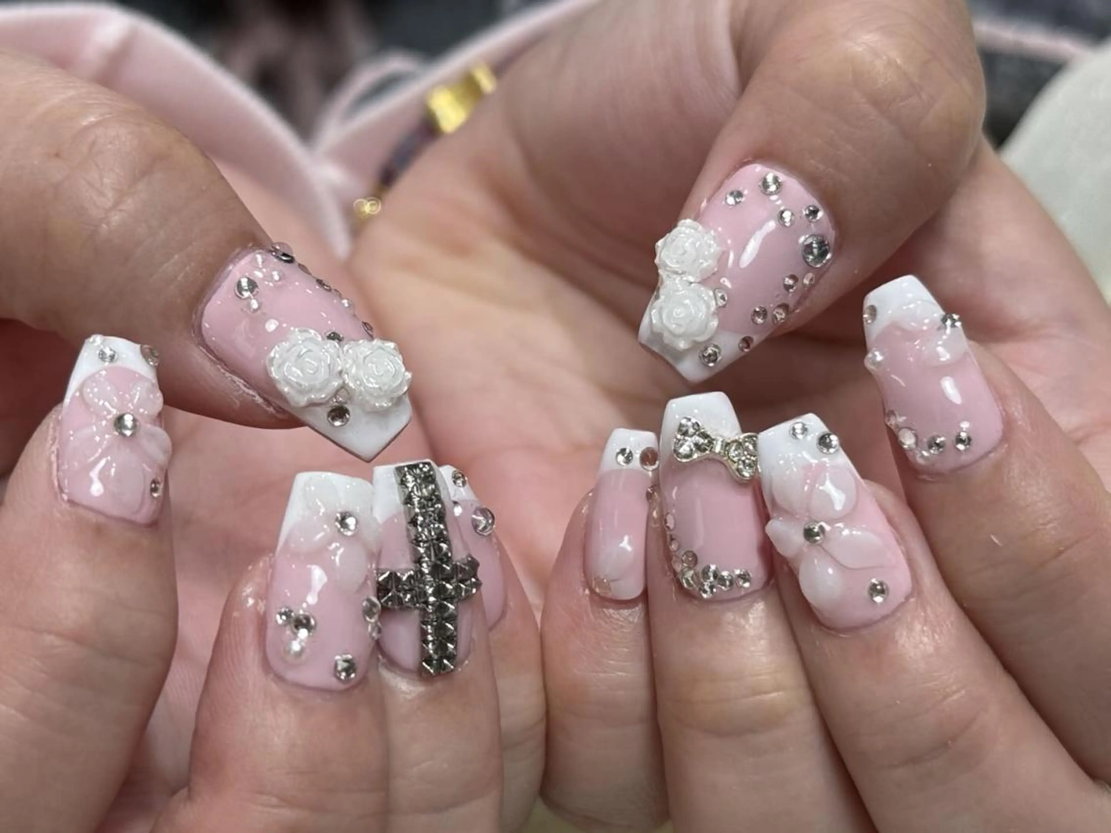 ネイル チークネイル 長さ出し フレンチネイル グラデーション マグネットネイル ハンドネイル ハンドケア 💕Dreamy KIYO💕のネイルデザイン