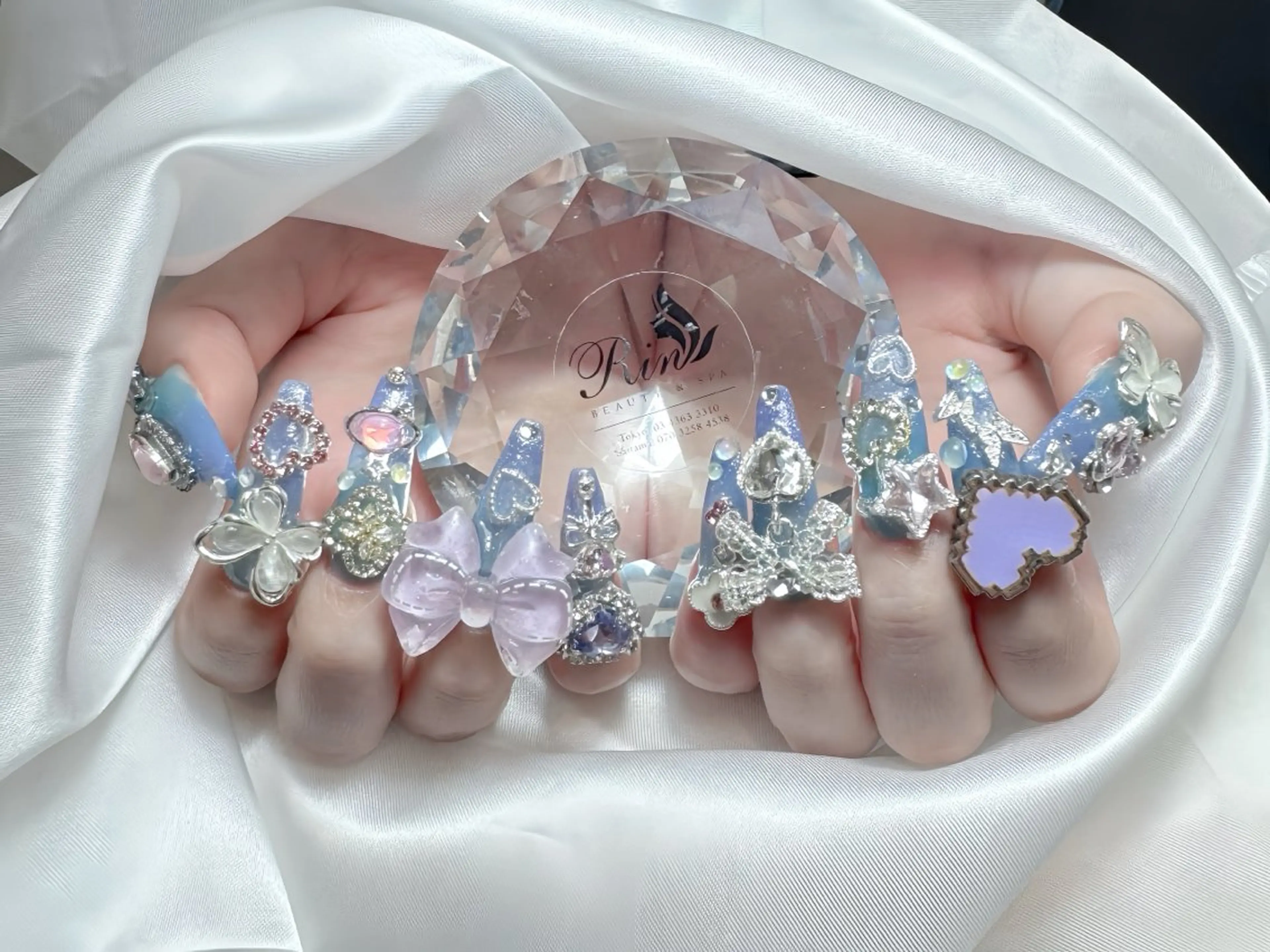 ネイル アートネイル ジェルネイル ロングネイル ニュアンスネイル スカルプネイル ハンドネイル Rin Nail 新大久保店のネイルデザイン