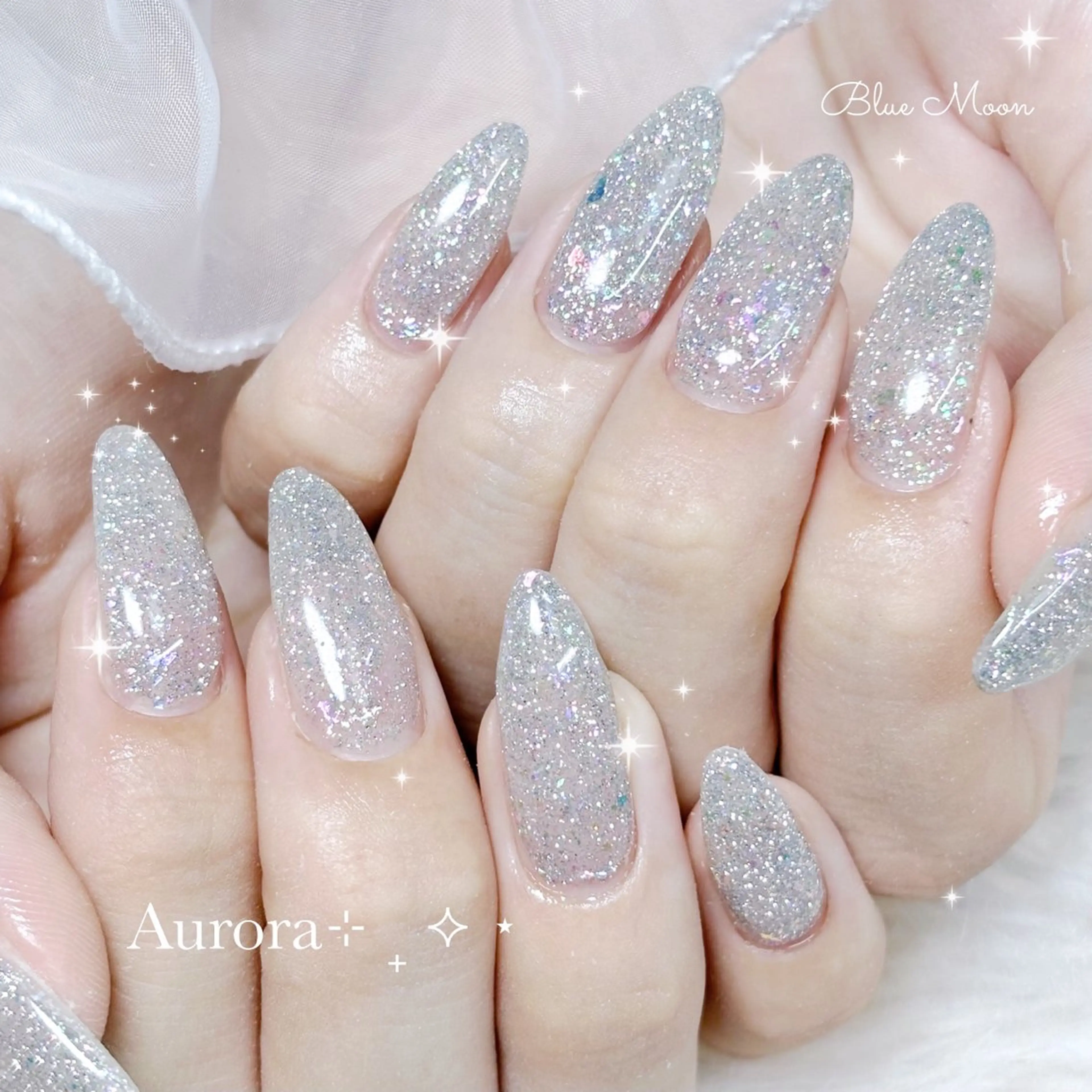 ネイル ハンドネイル フットネイル ハンドケア nail salon Blue Moonのネイルデザイン