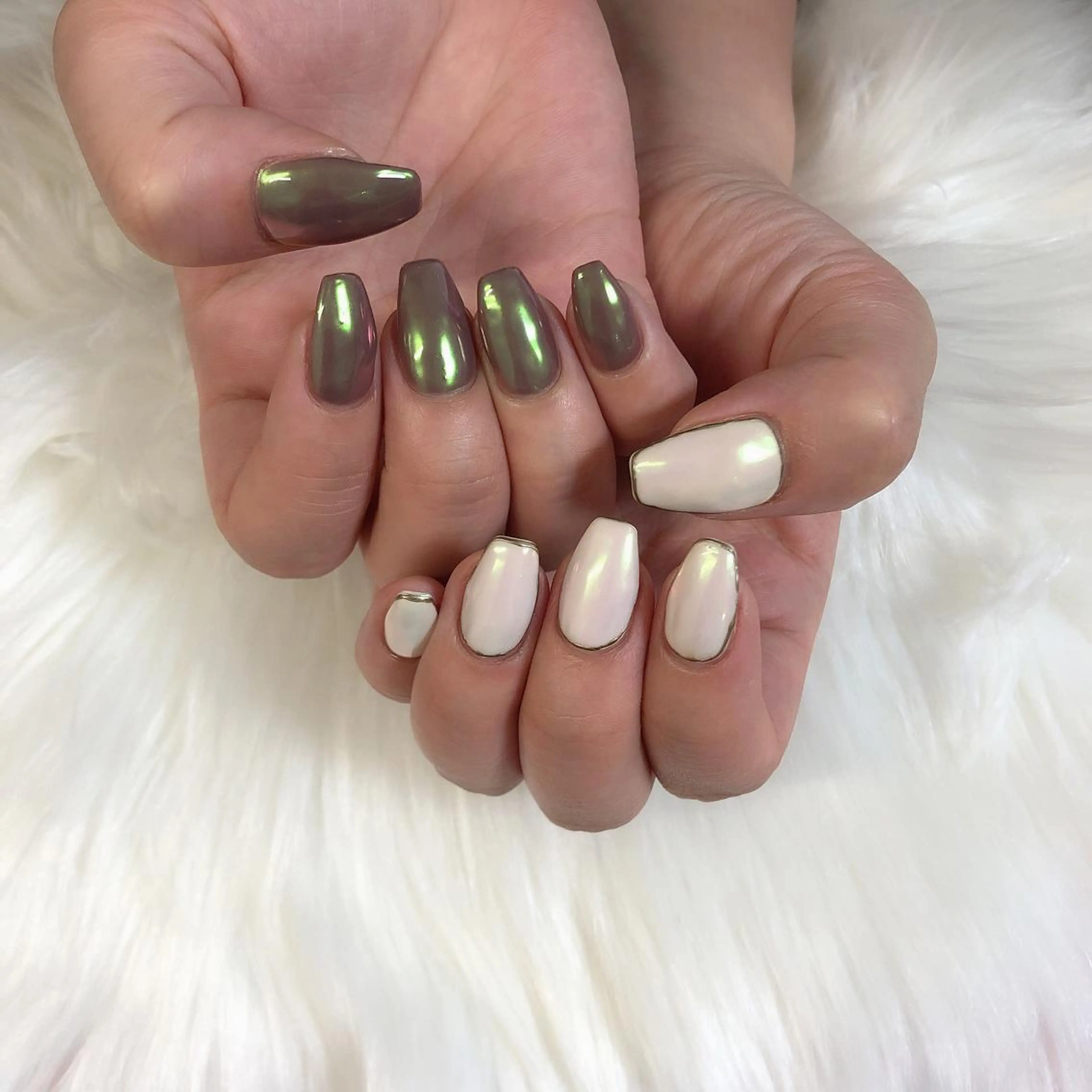 ネイル ハンドネイル 西岡 杏のネイルデザイン