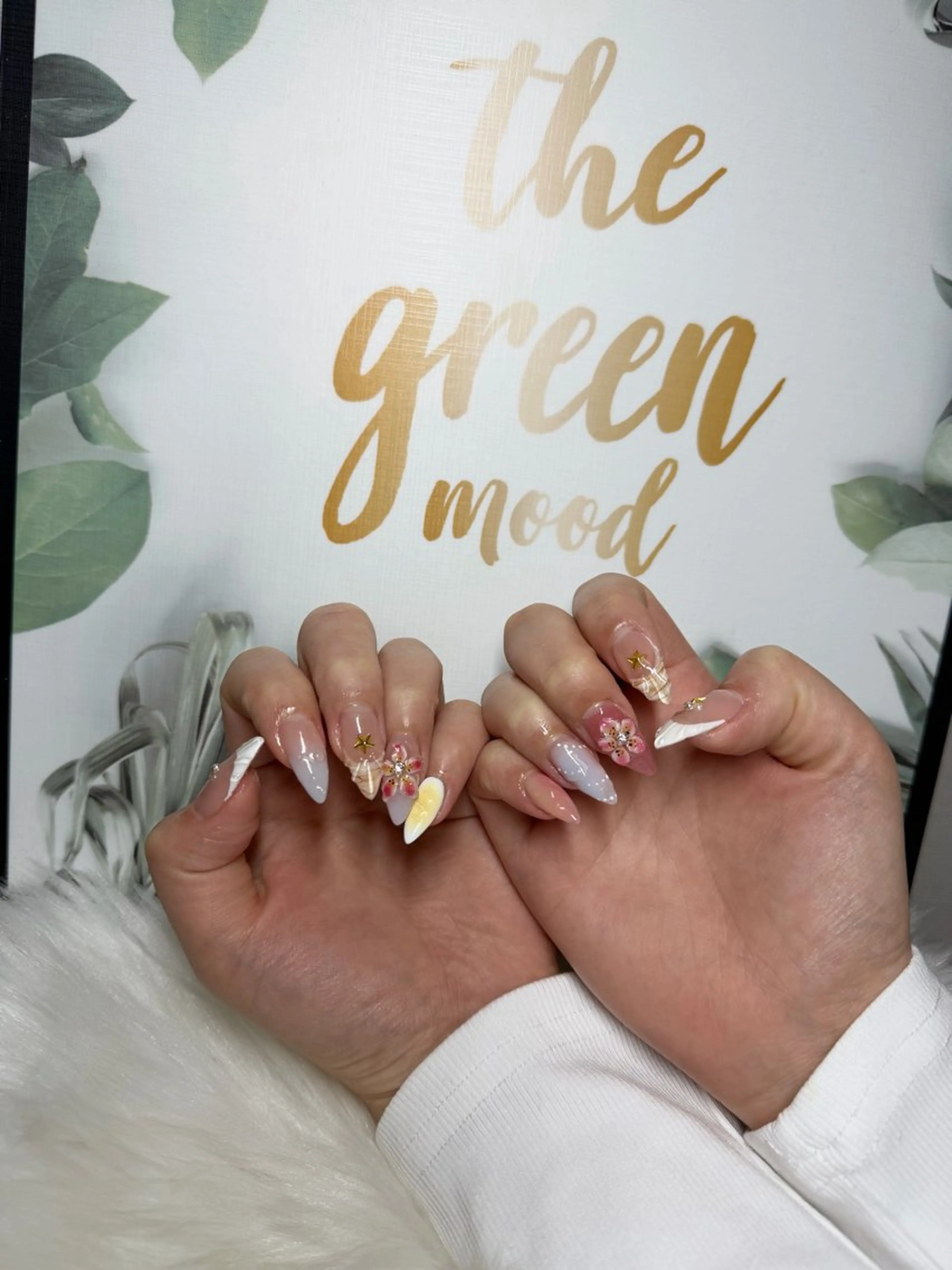 ネイル nailsalon Refletのネイルデザイン