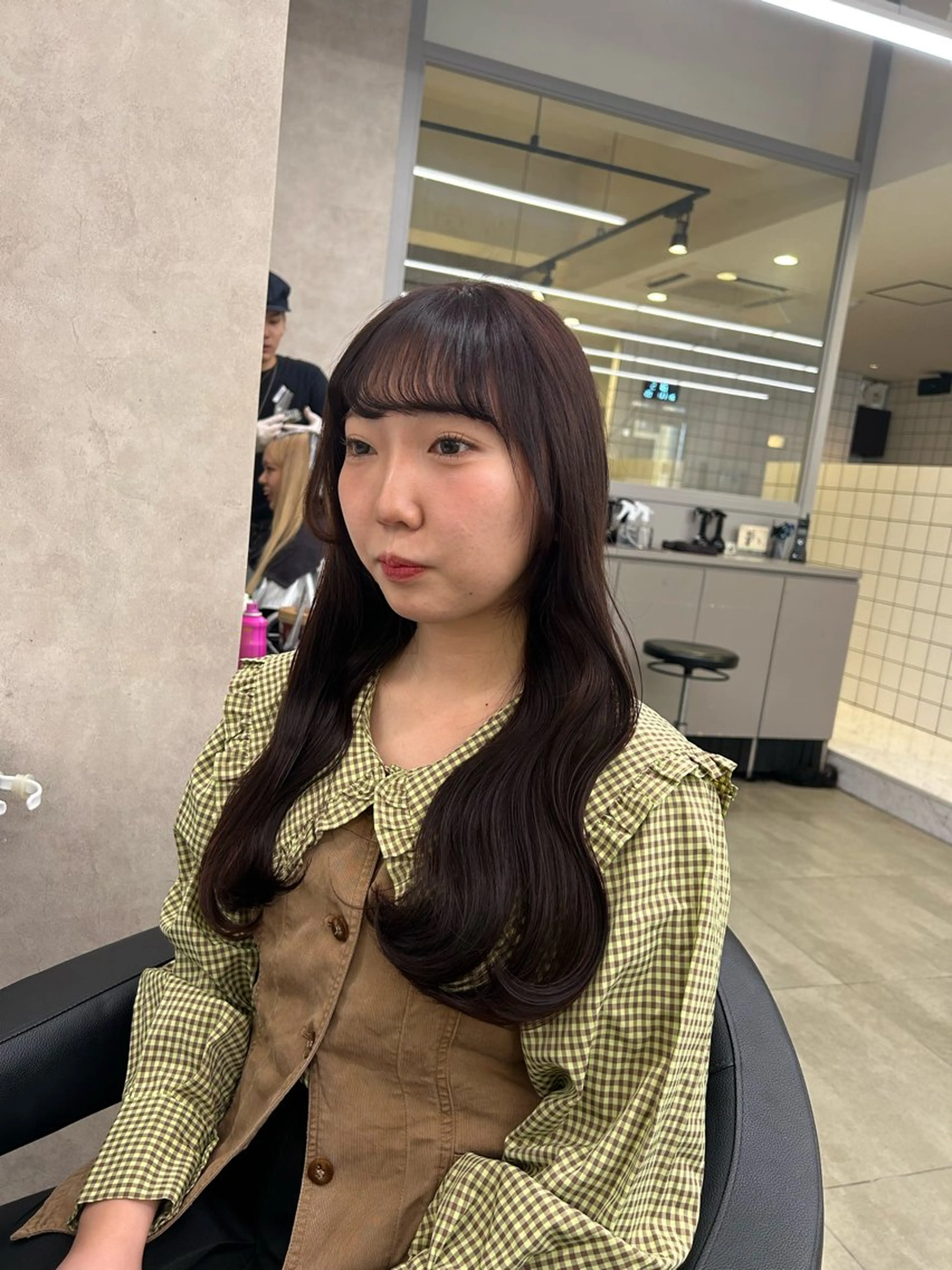 カラー ヘアカラー 透明感ベージュ🤎 ナチュラルレイヤーのヘアスタイル